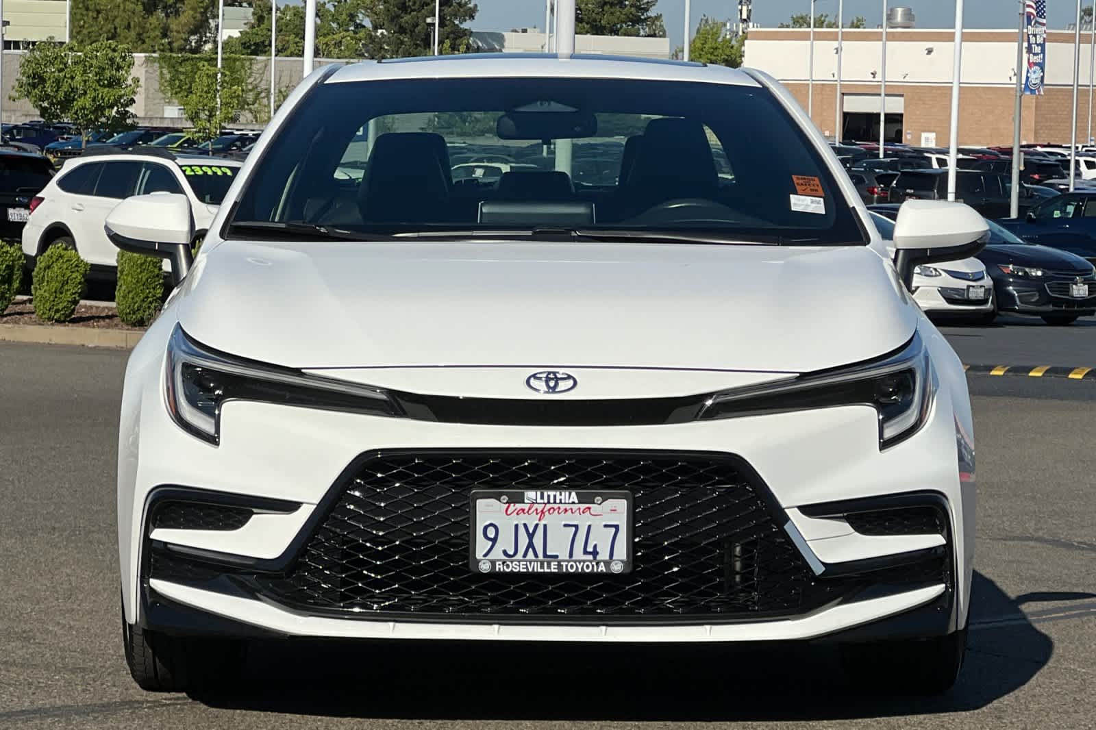 Thumbnail: 2024 Toyota Corolla - 10