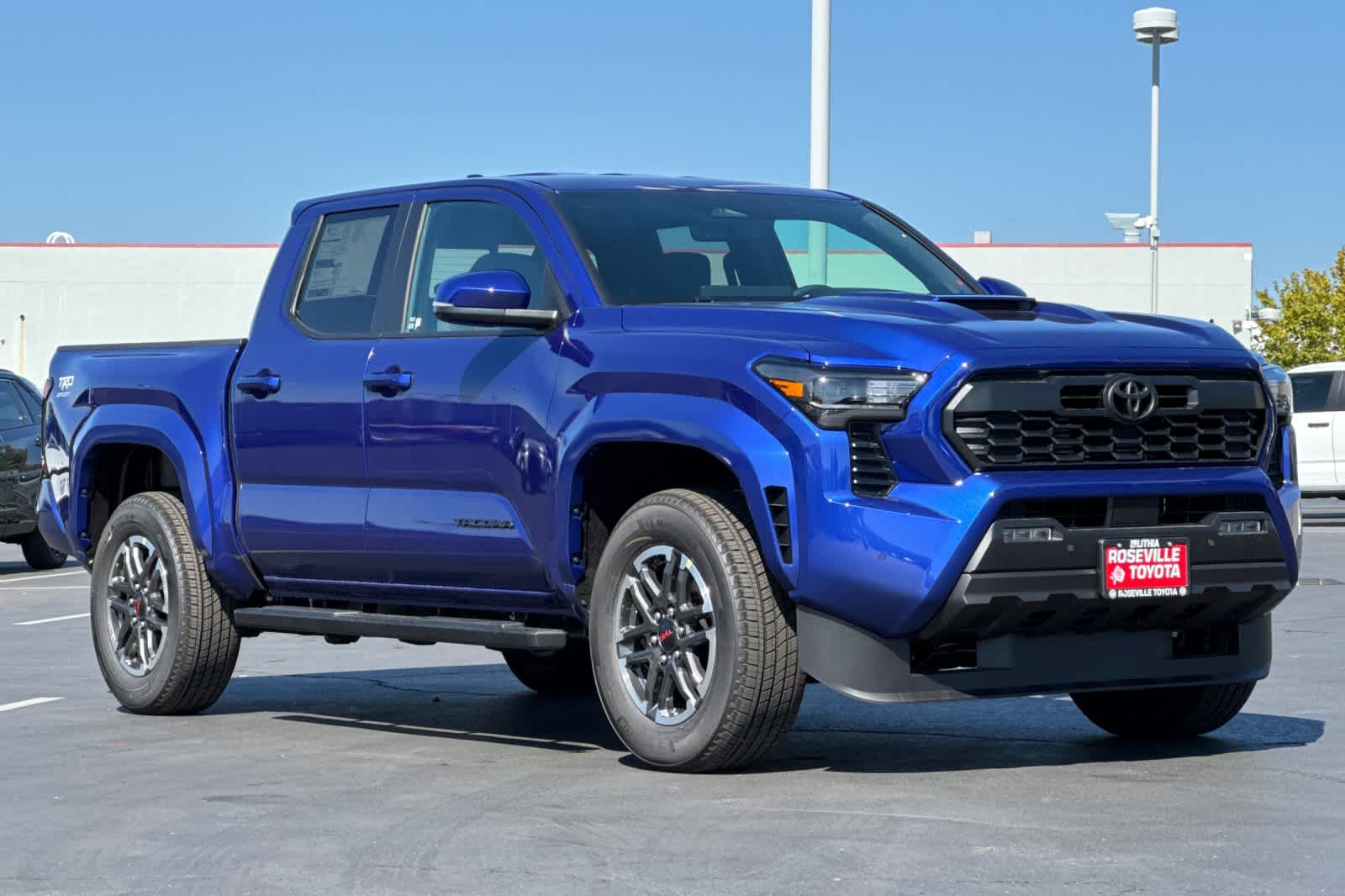 Thumbnail: 2025 Toyota Tacoma - 9