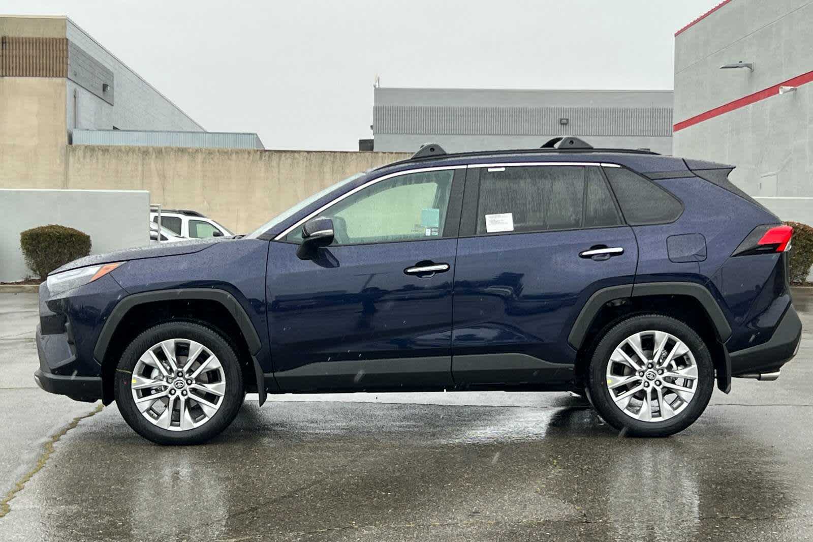 Thumbnail: 2025 Toyota RAV4 - 3