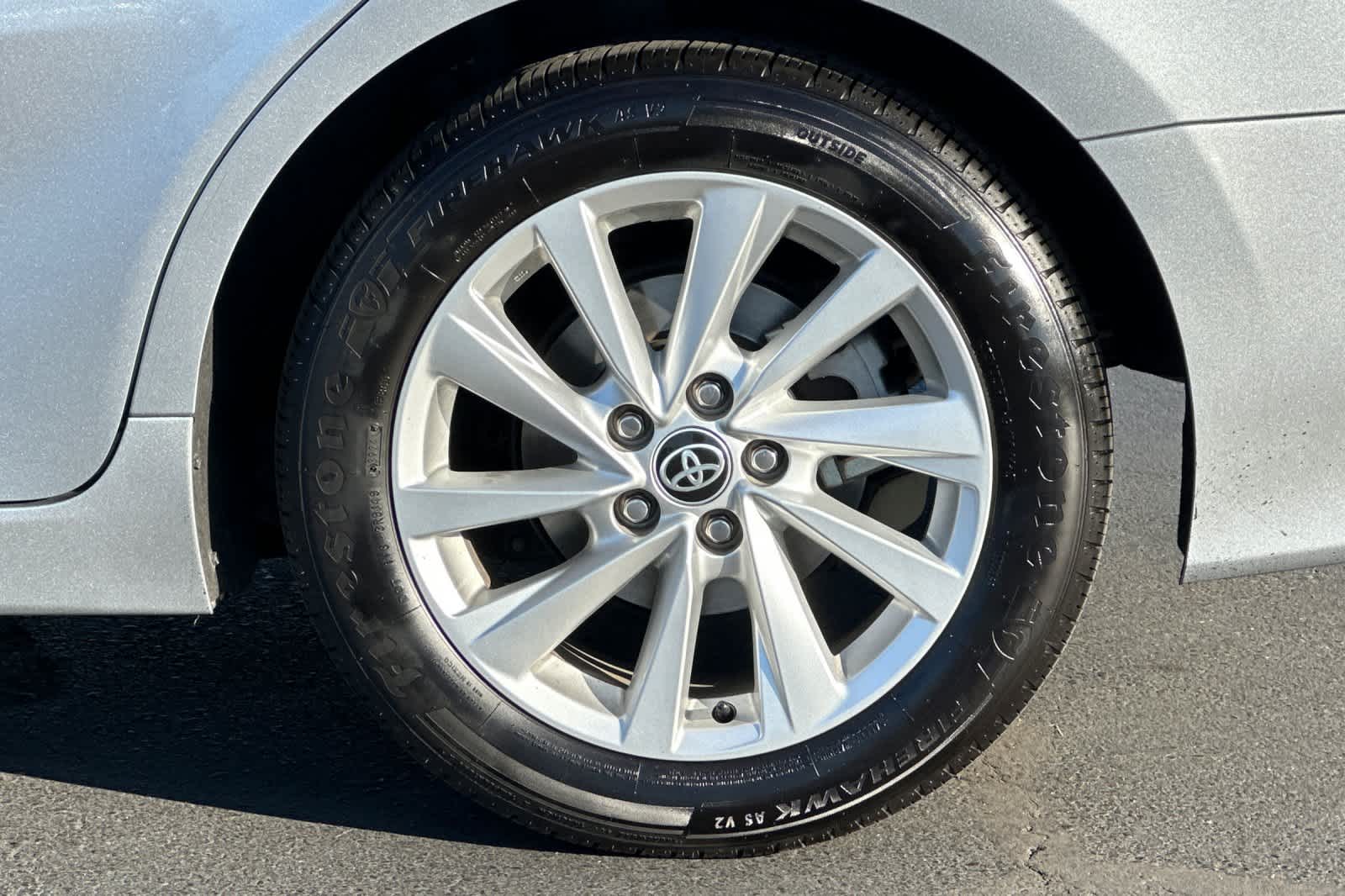 Thumbnail: 2023 Toyota Camry - 29