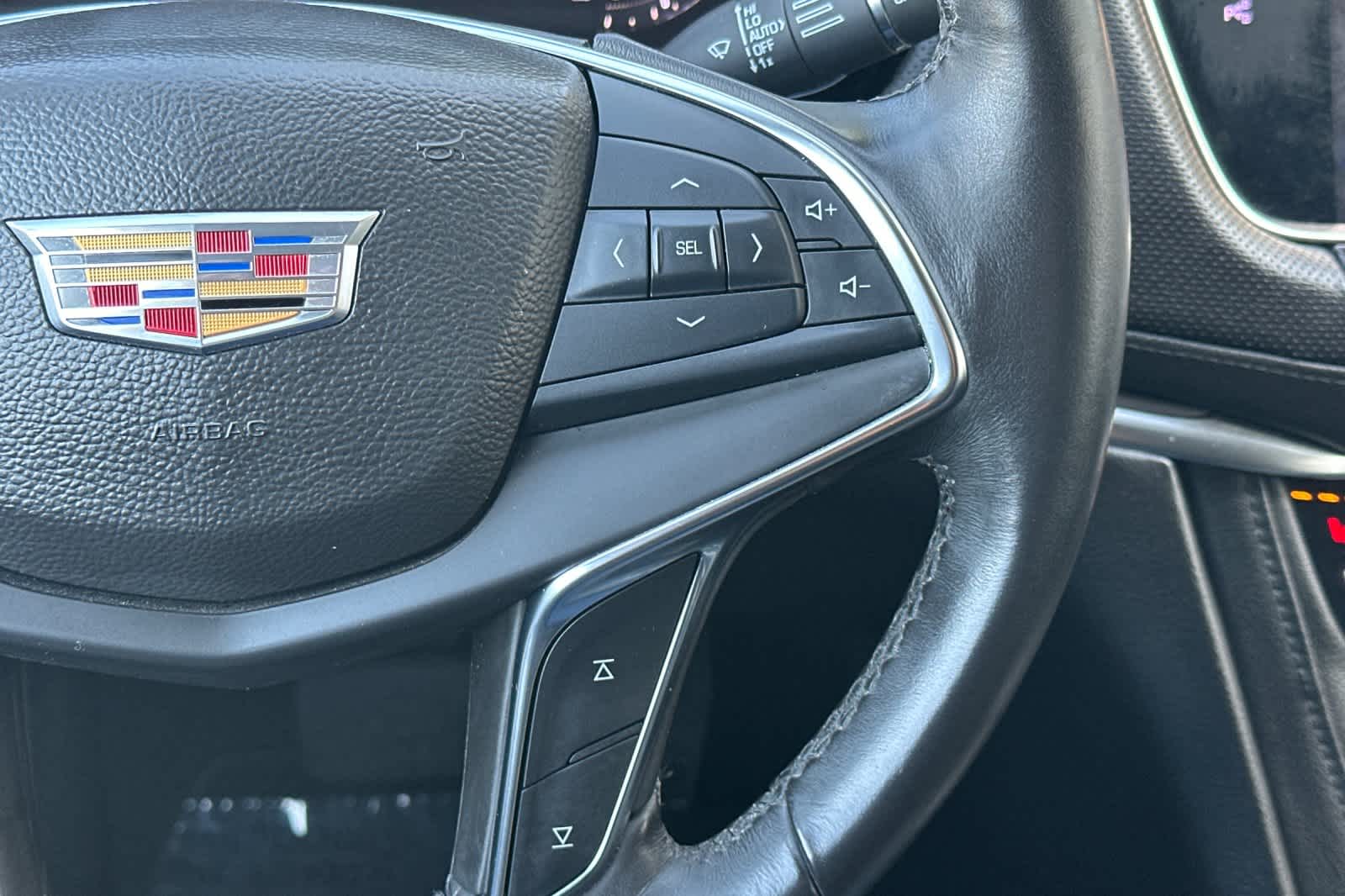 Thumbnail: 2017 Cadillac XT5 - 27