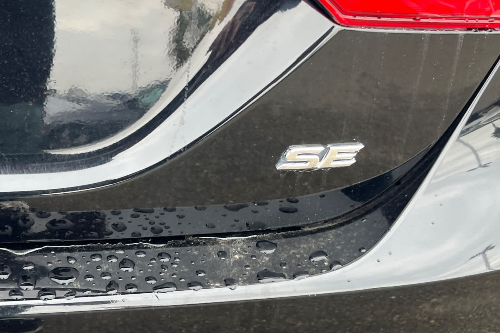 Thumbnail: 2020 Toyota Camry - 7