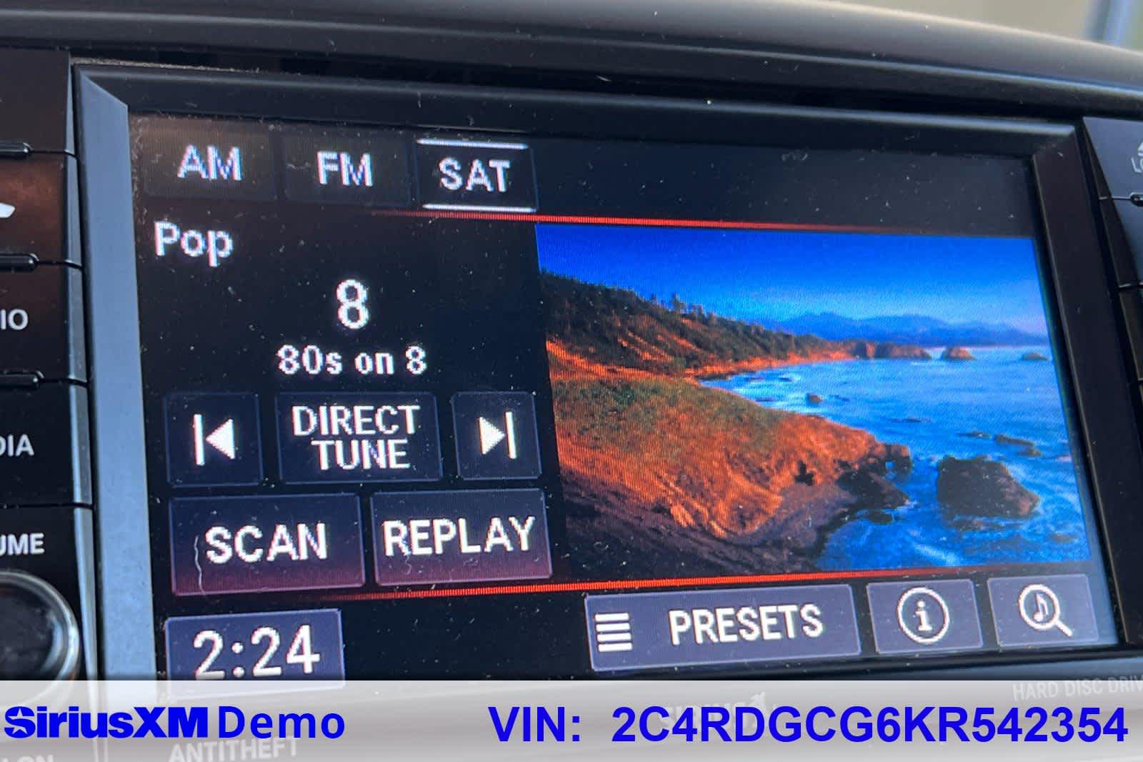 Thumbnail: 2019 Dodge Grand Caravan - 30