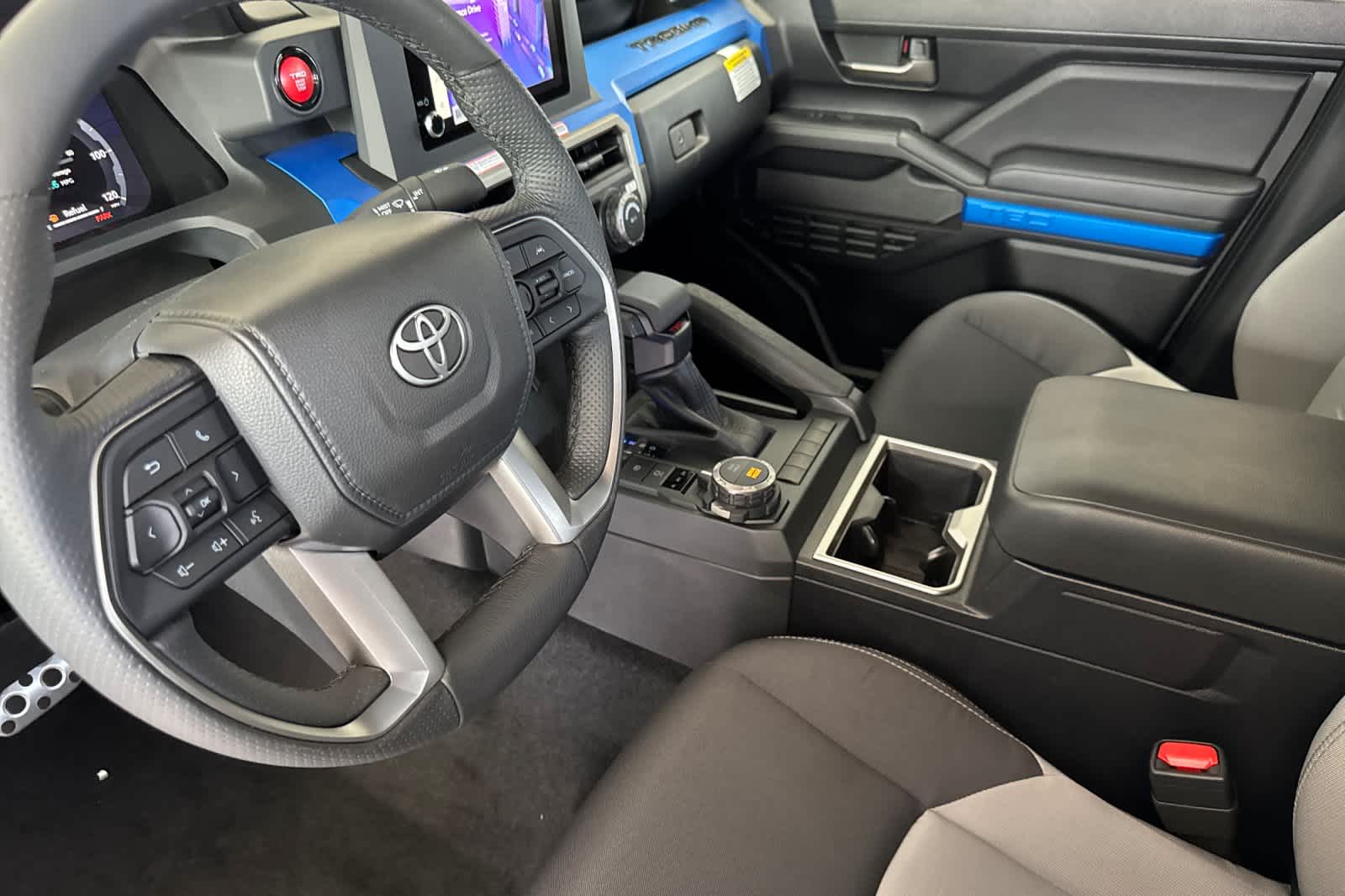 2025 Toyota Tacoma TRD Sport 11