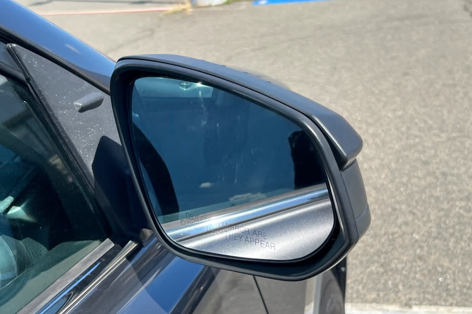 Thumbnail: 2014 Toyota RAV4 - 16