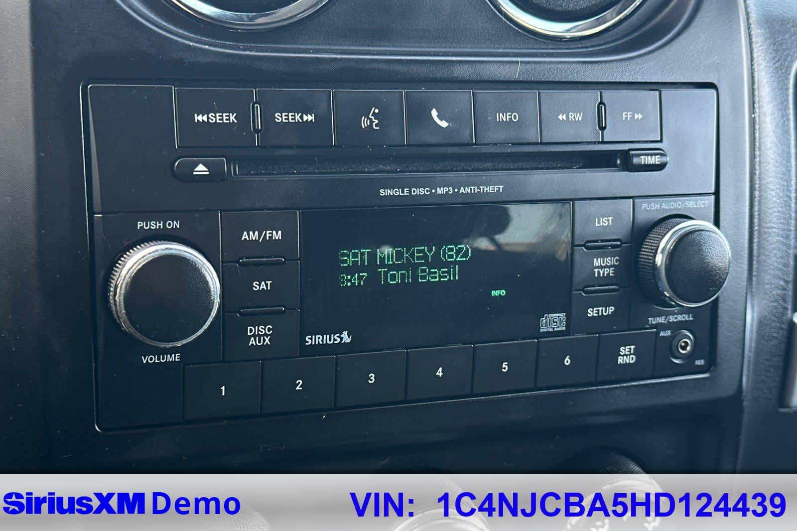 Thumbnail: 2017 Jeep Compass - 31