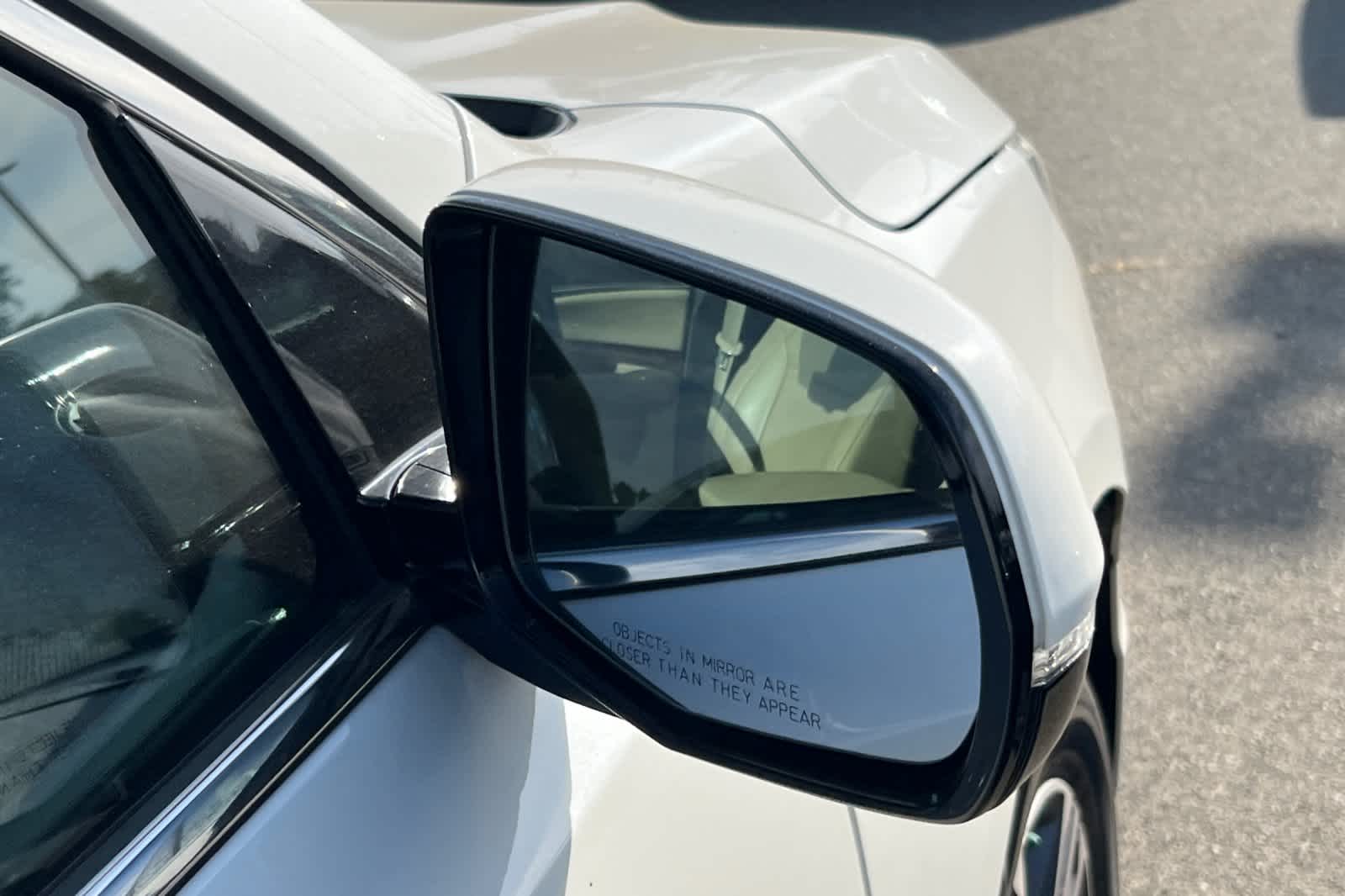 Thumbnail: 2019 Acura MDX - 16