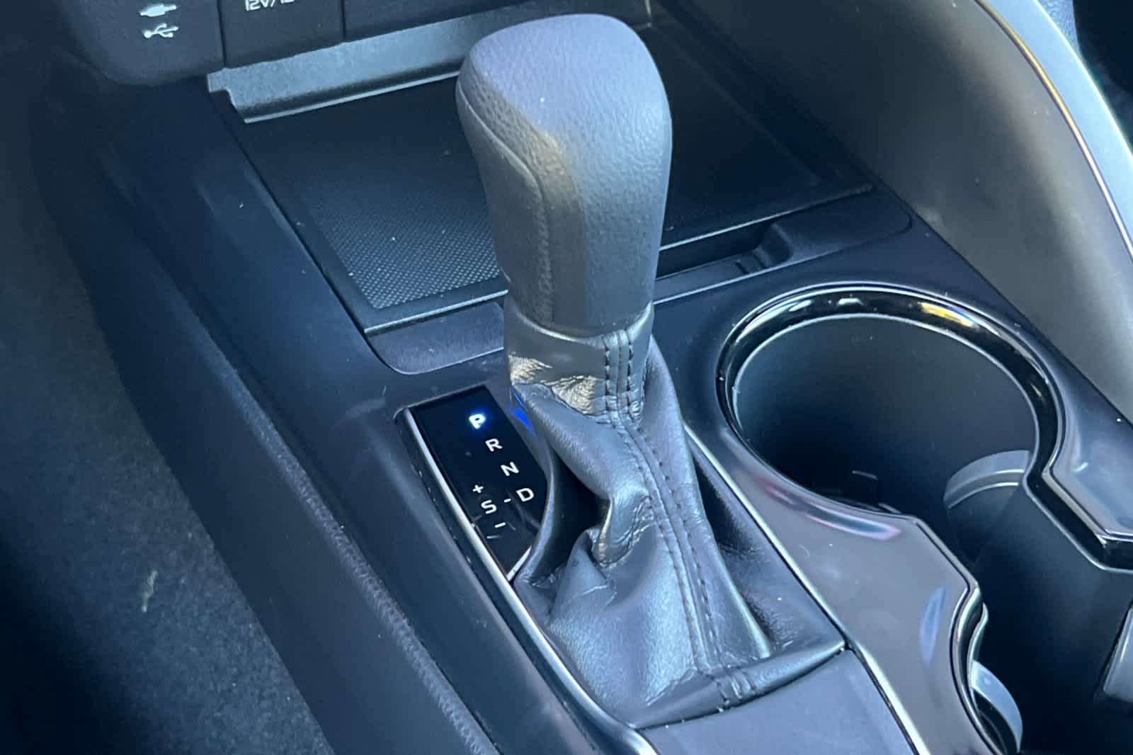 Thumbnail: 2018 Toyota Camry - 21