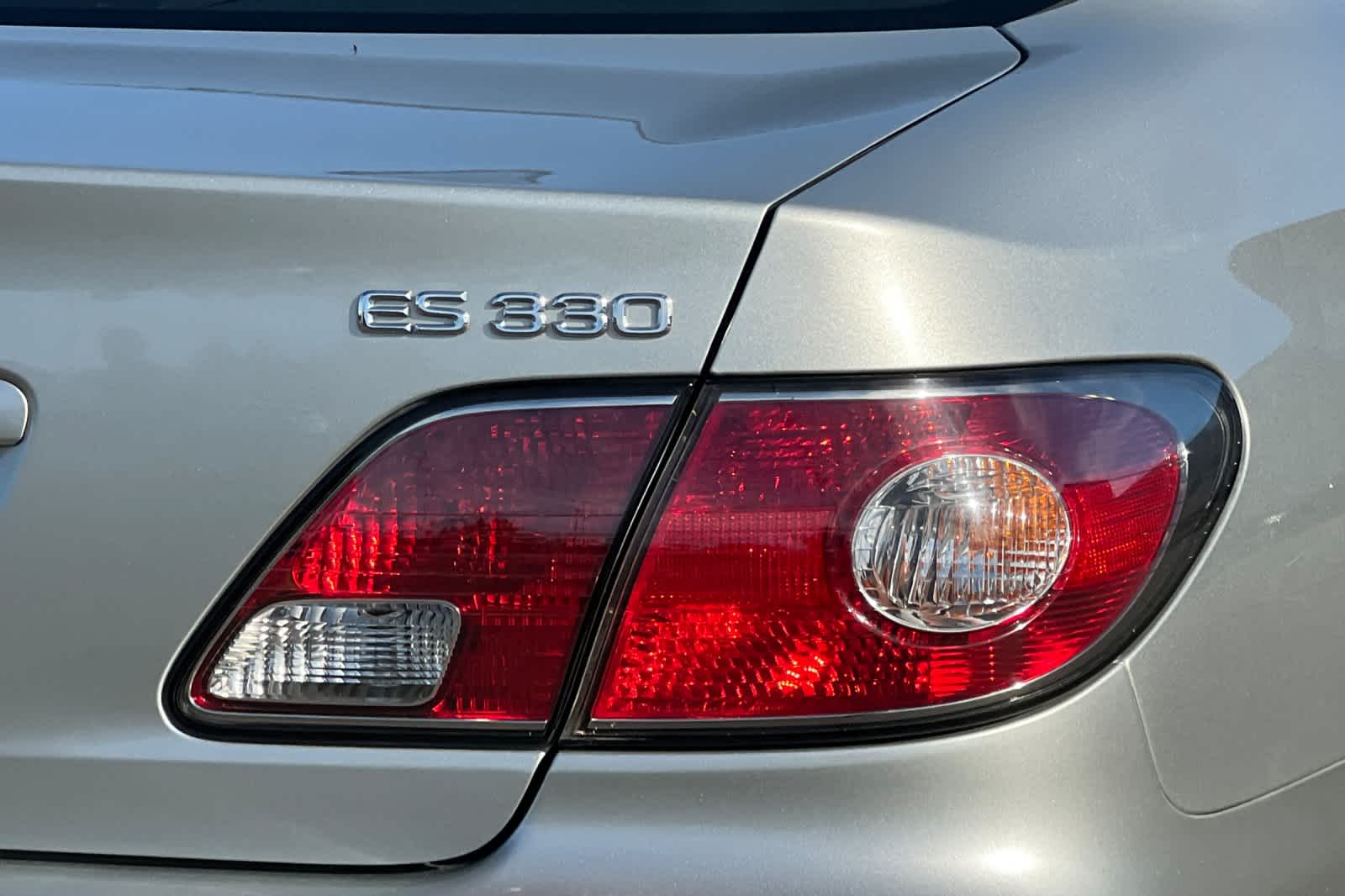 Thumbnail: 2004 Lexus ES - 30