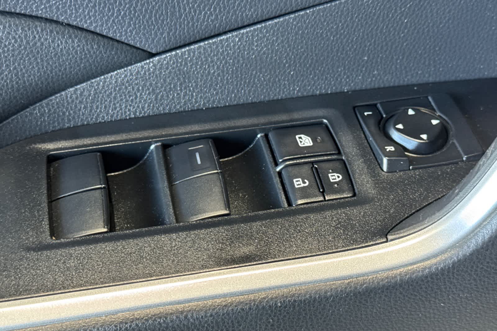 Thumbnail: 2023 Toyota RAV4 - 13