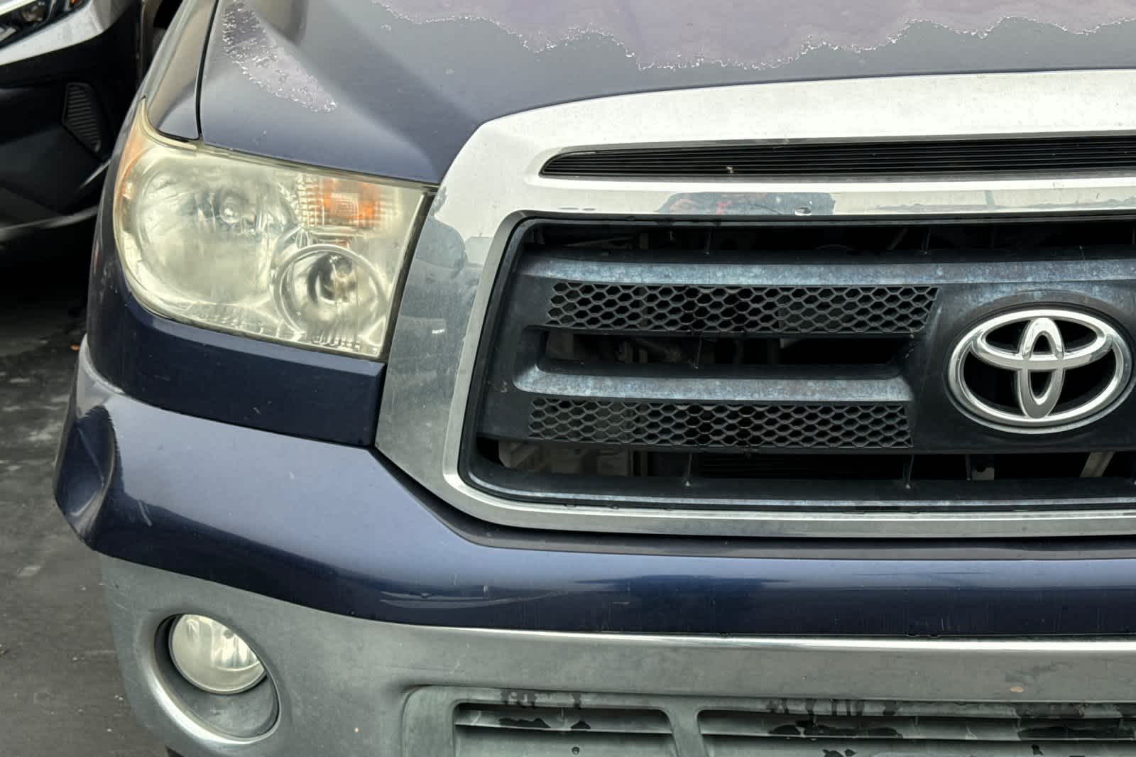 Thumbnail: 2011 Toyota Tundra - 8