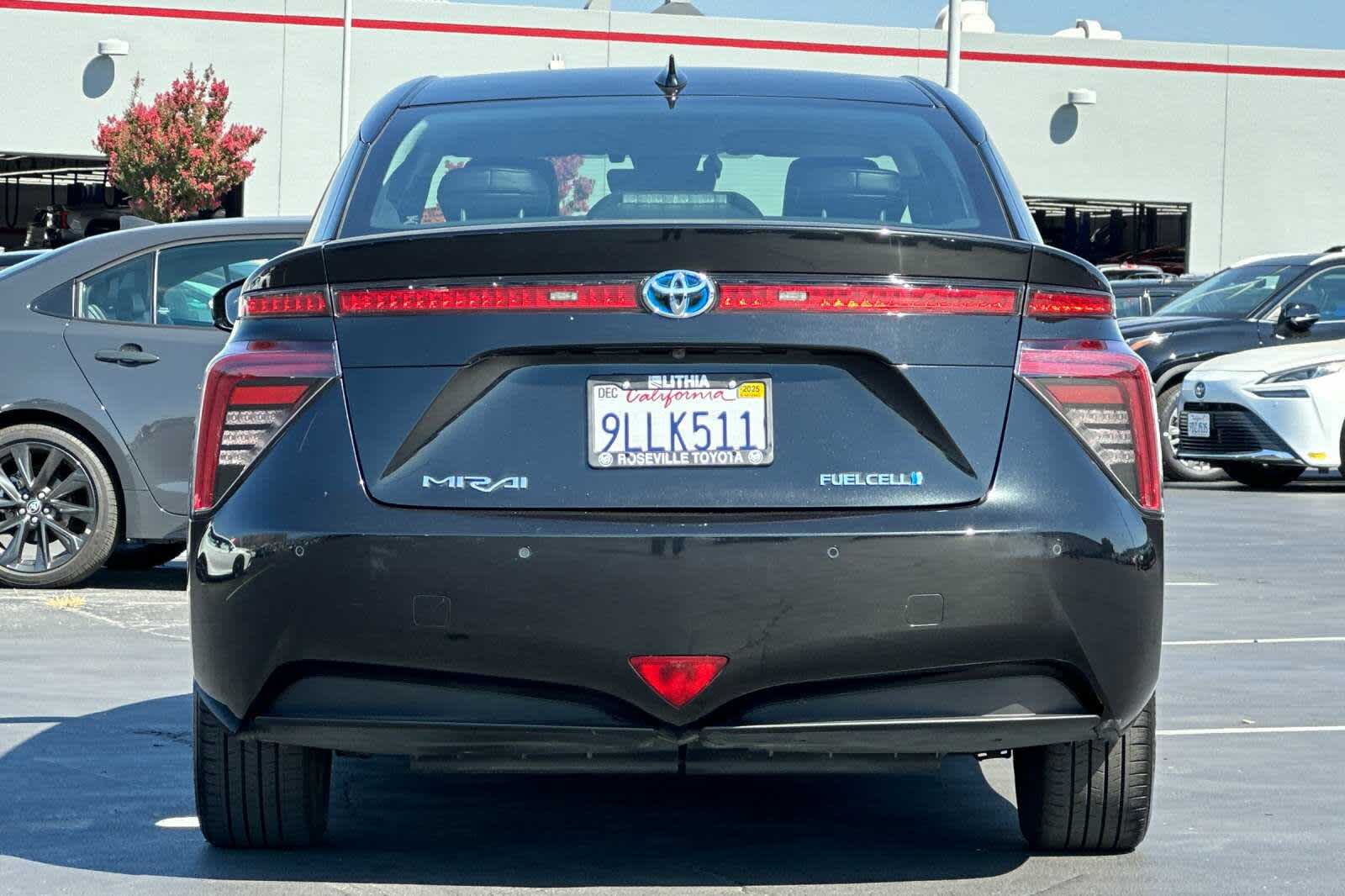 Thumbnail: 2019 Toyota Mirai - 8
