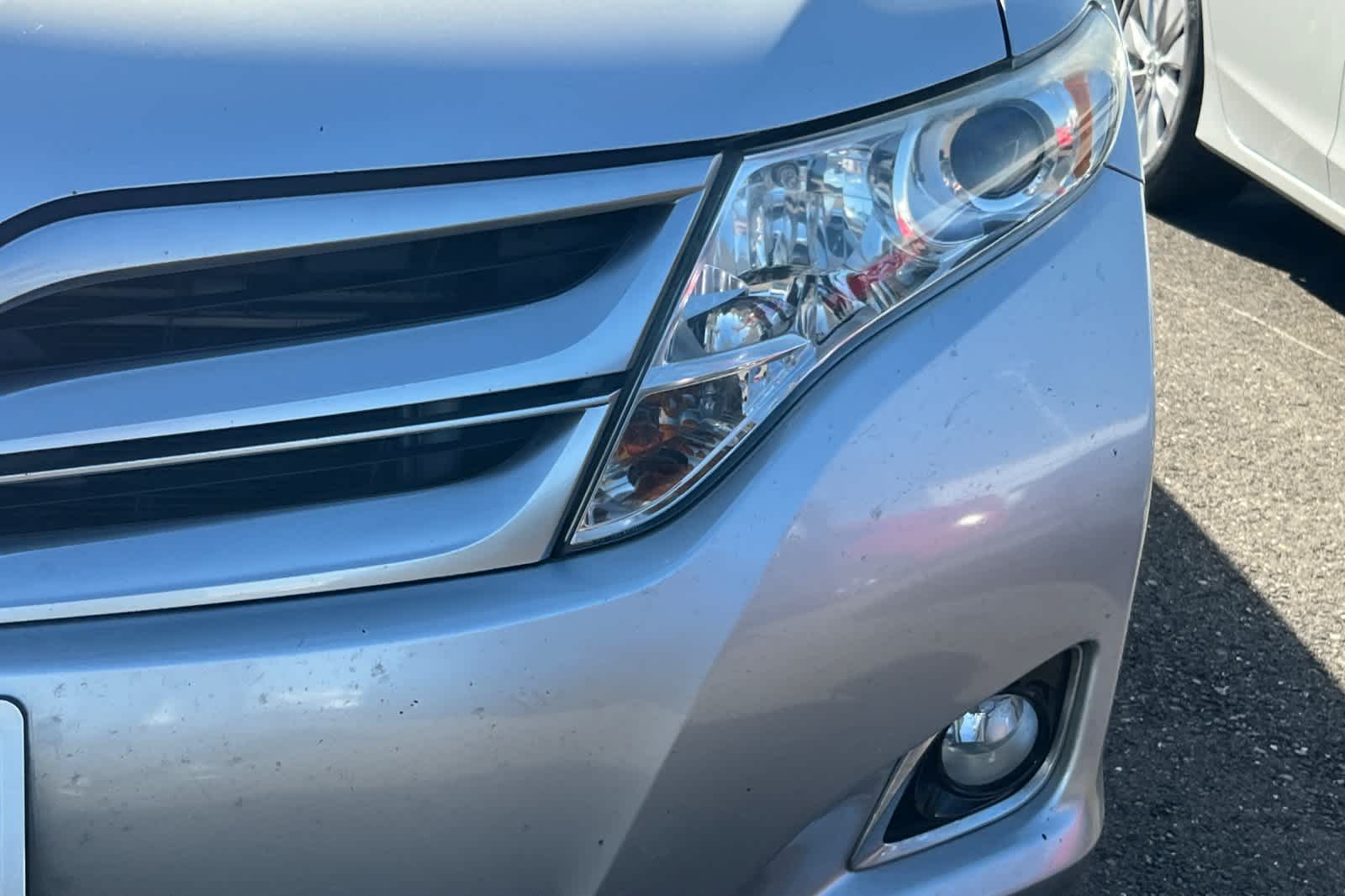 Thumbnail: 2013 Toyota Venza - 10