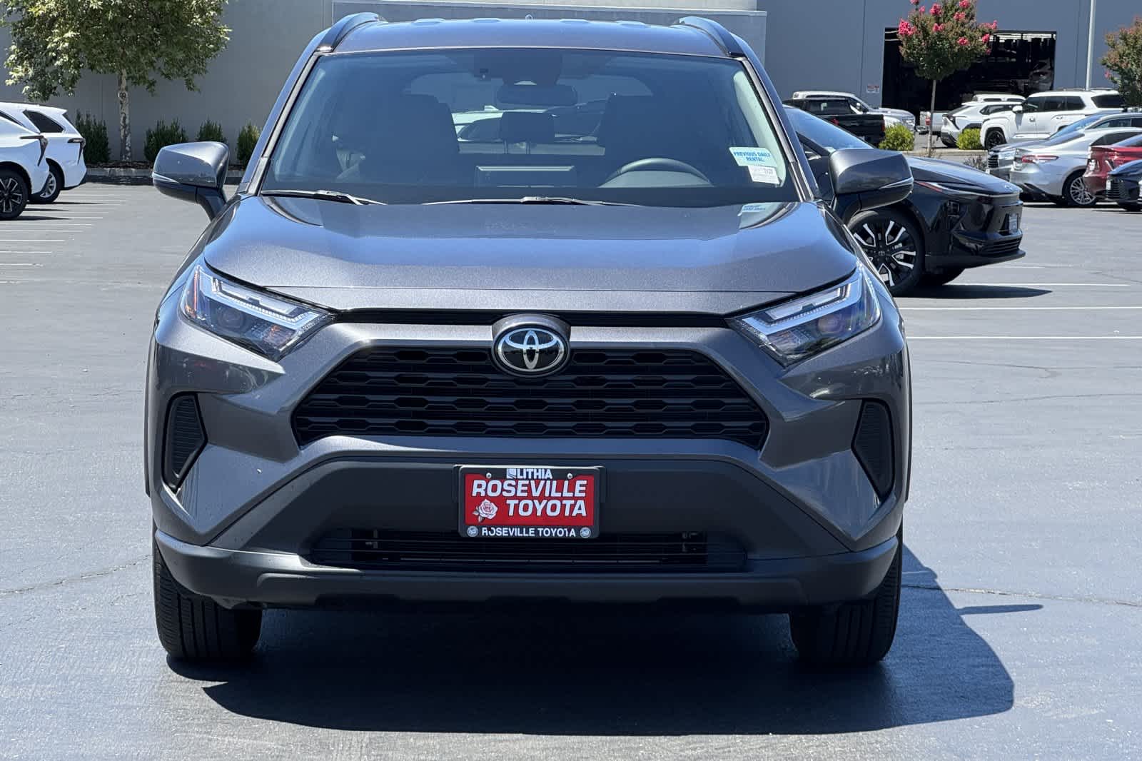 Thumbnail: 2025 Toyota RAV4 - 9