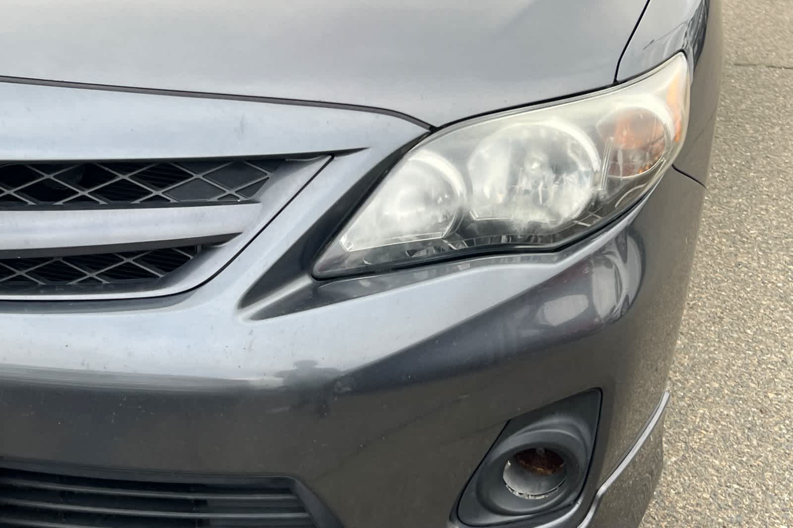 Thumbnail: 2011 Toyota Corolla - 11