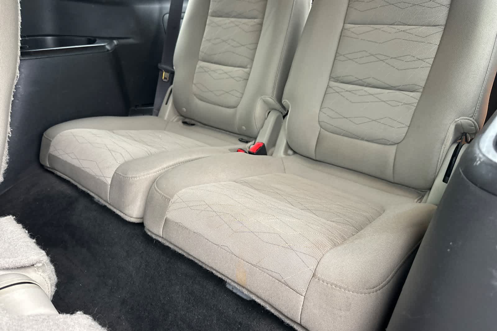 Thumbnail: 2015 Ford Explorer - 16