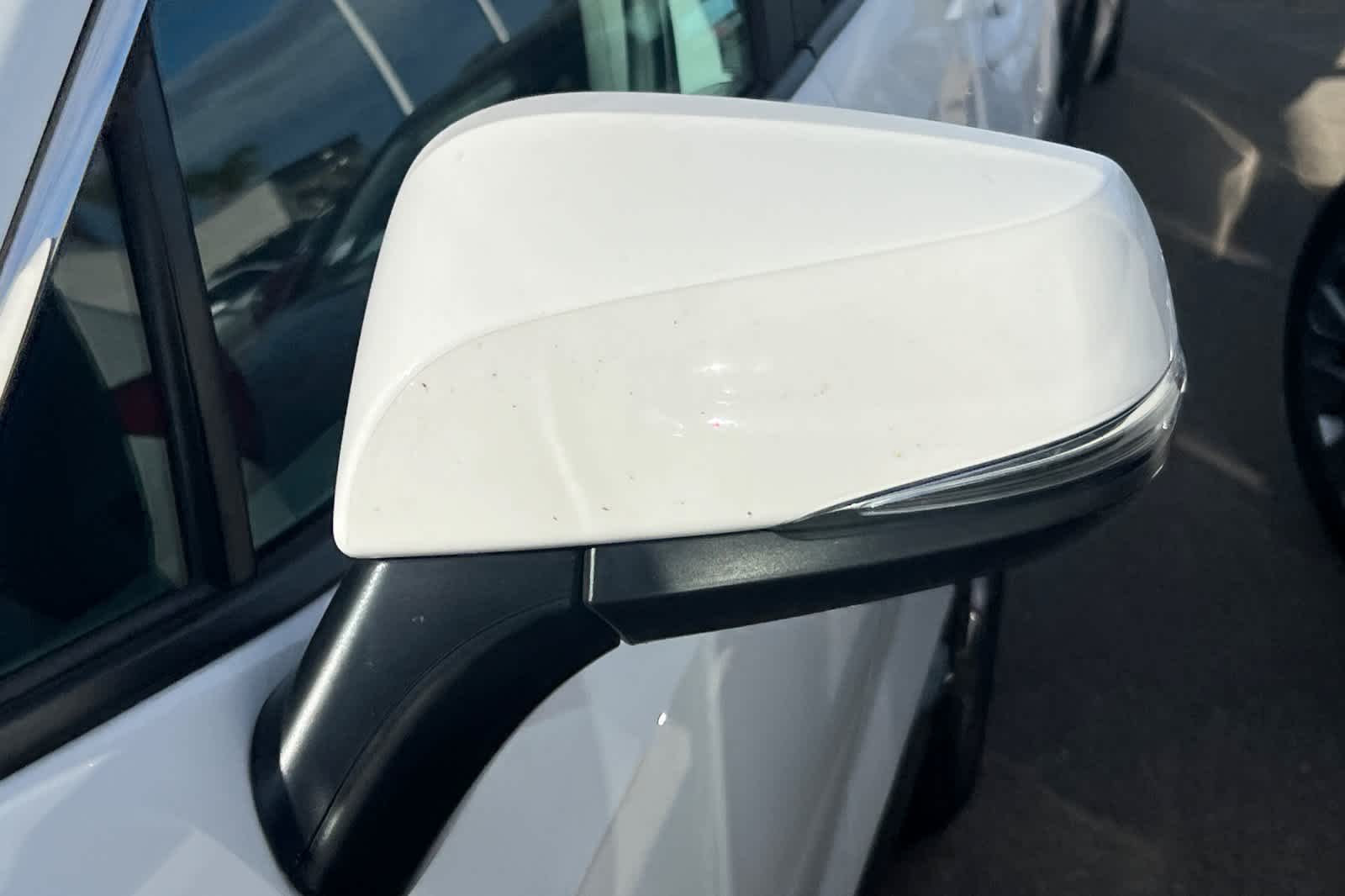 Thumbnail: 2022 Toyota RAV4 - 9