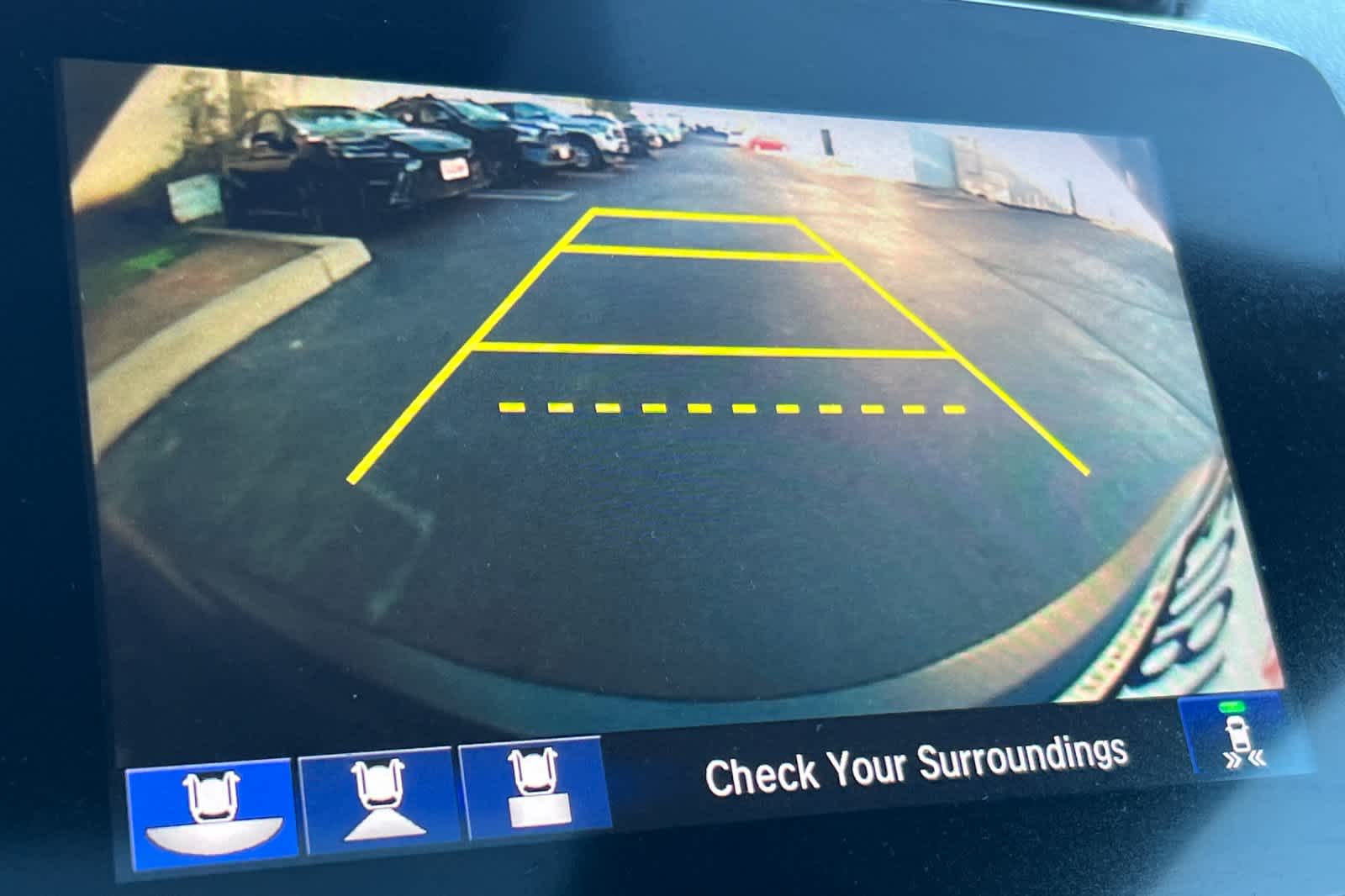 Thumbnail: 2017 Honda CR-V - 21