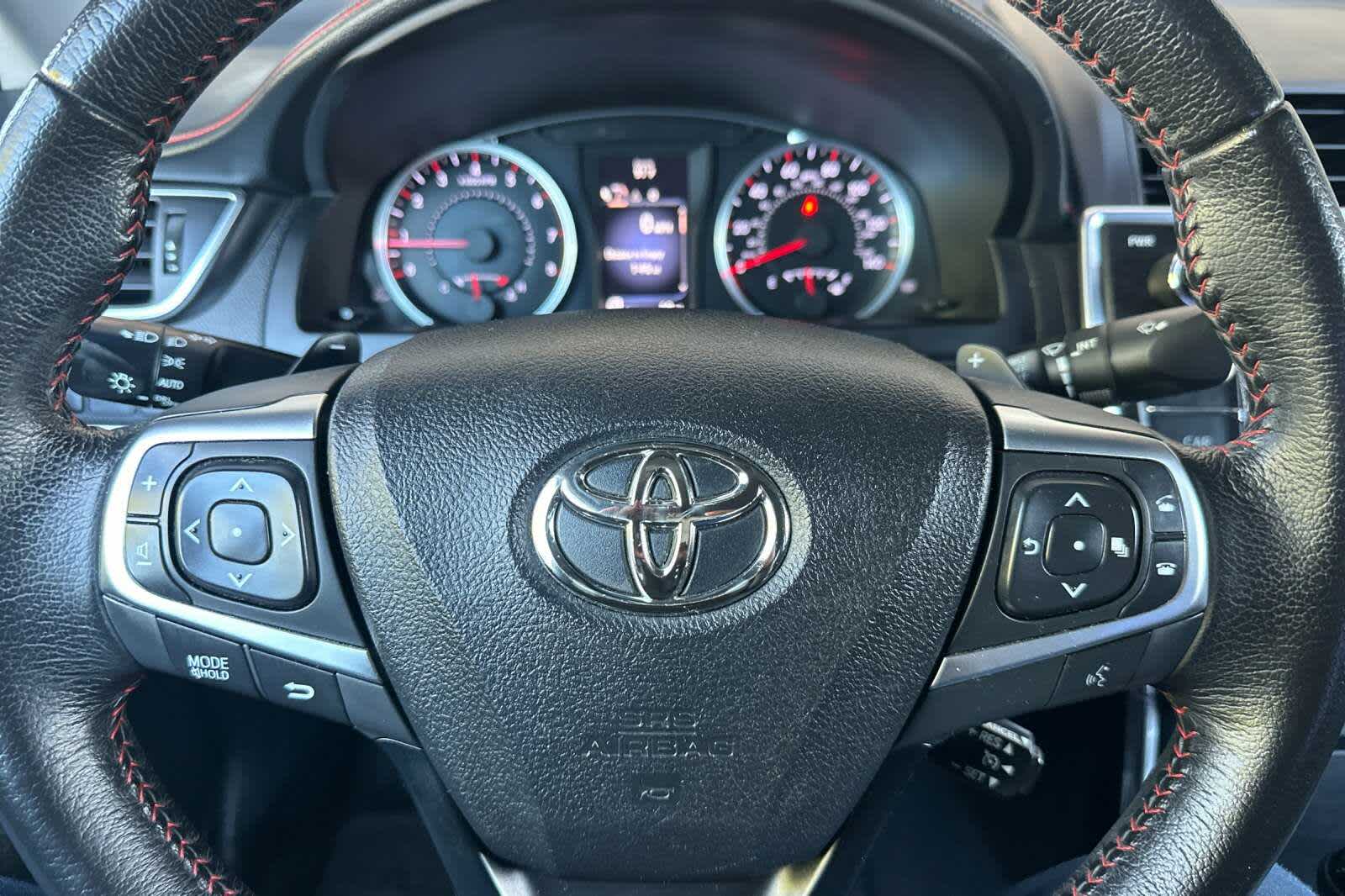 Thumbnail: 2015 Toyota Camry - 23