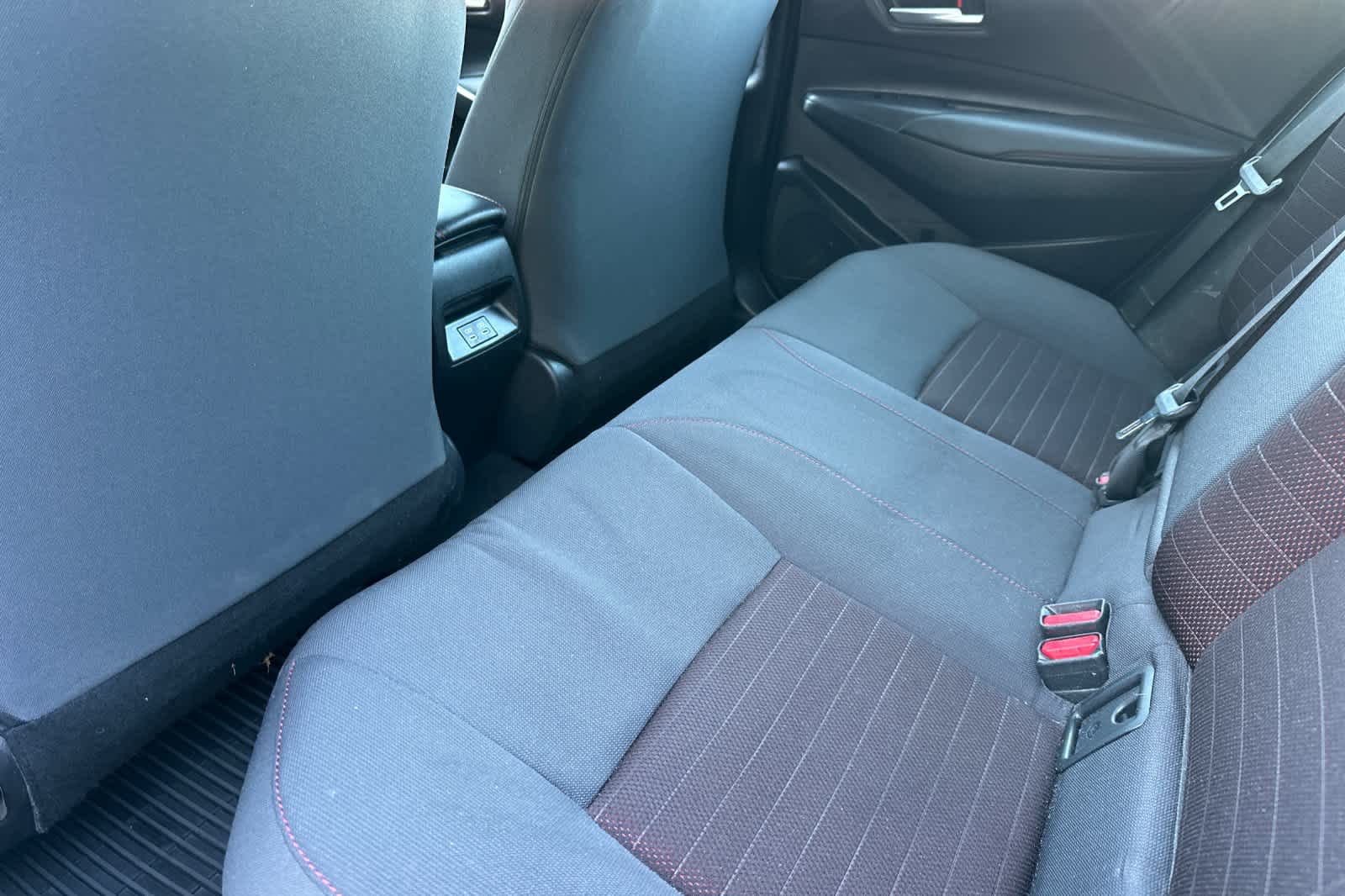 Thumbnail: 2023 Toyota Corolla - 4