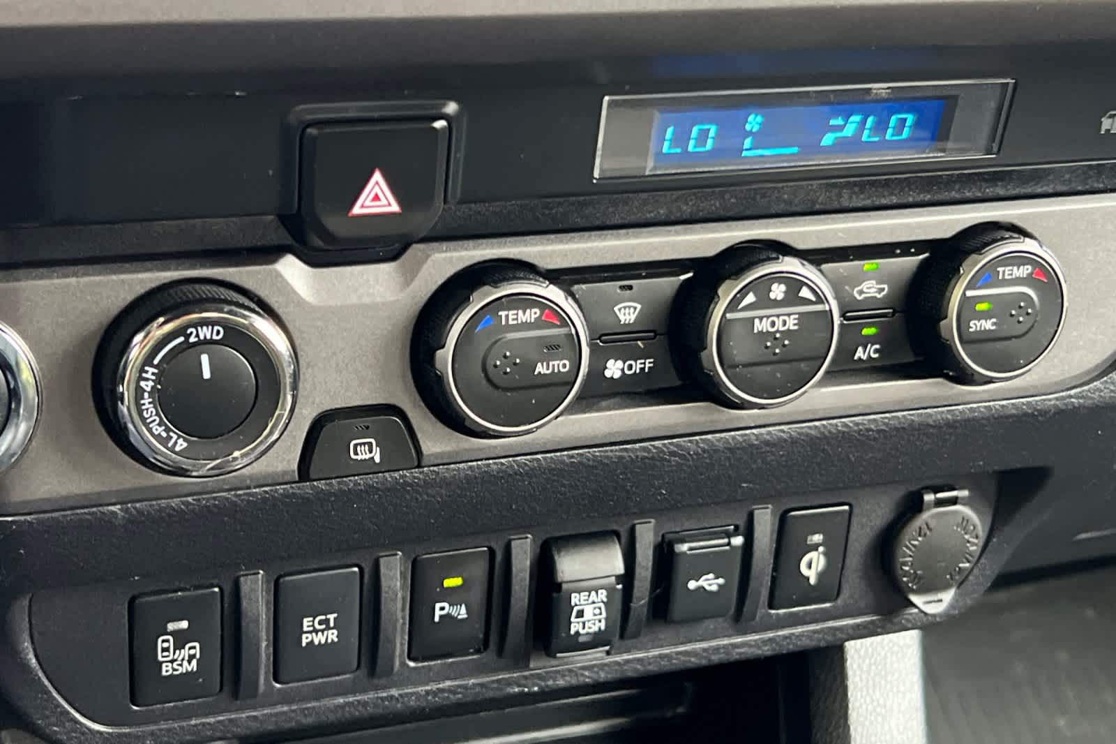 Thumbnail: 2022 Toyota Tacoma - 20