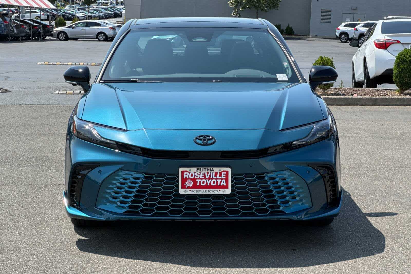 2025 Toyota Camry XSE 10