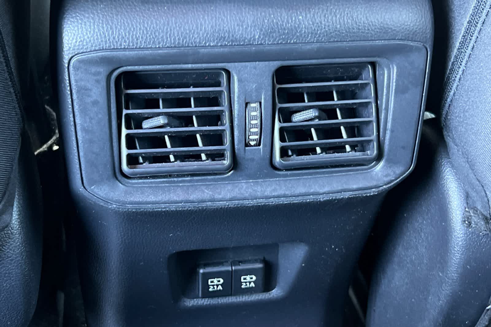 Thumbnail: 2021 Toyota RAV4 - 14