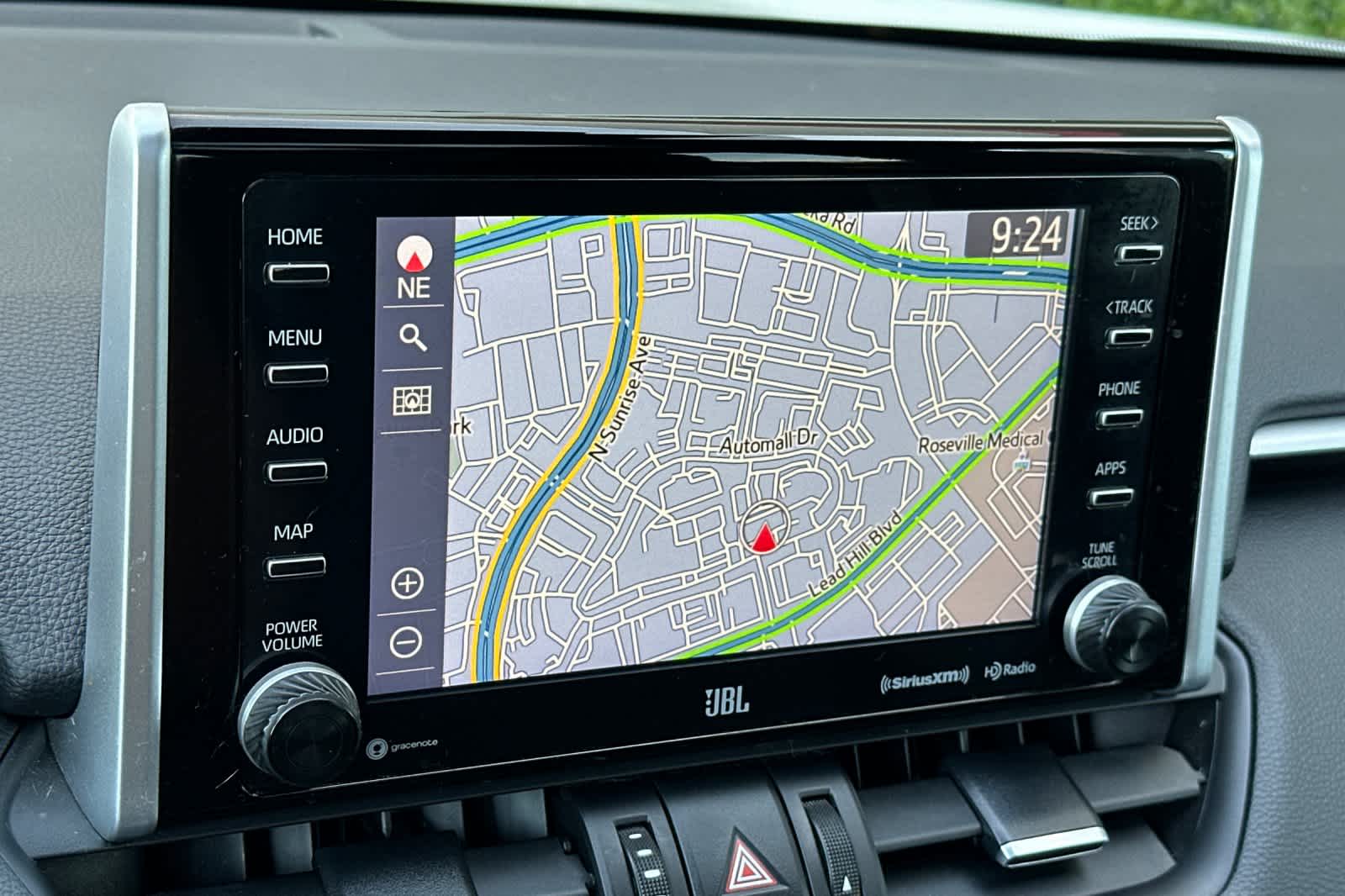 Thumbnail: 2021 Toyota RAV4 - 21