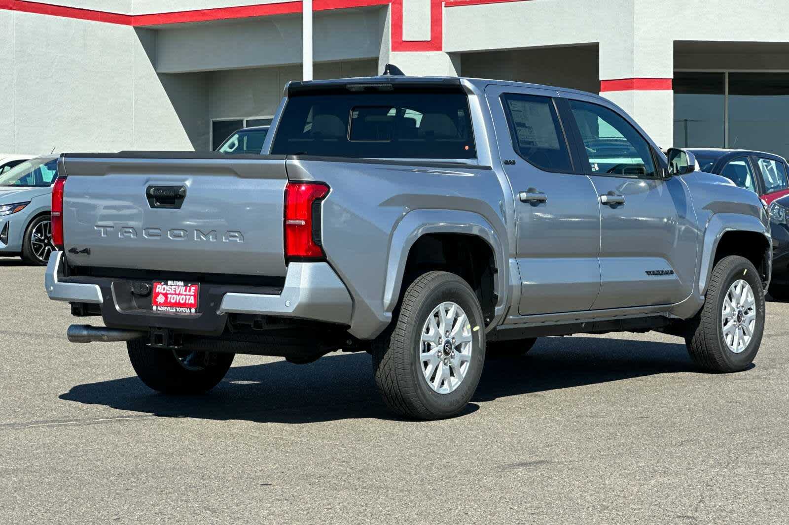Thumbnail: 2025 Toyota Tacoma - 2