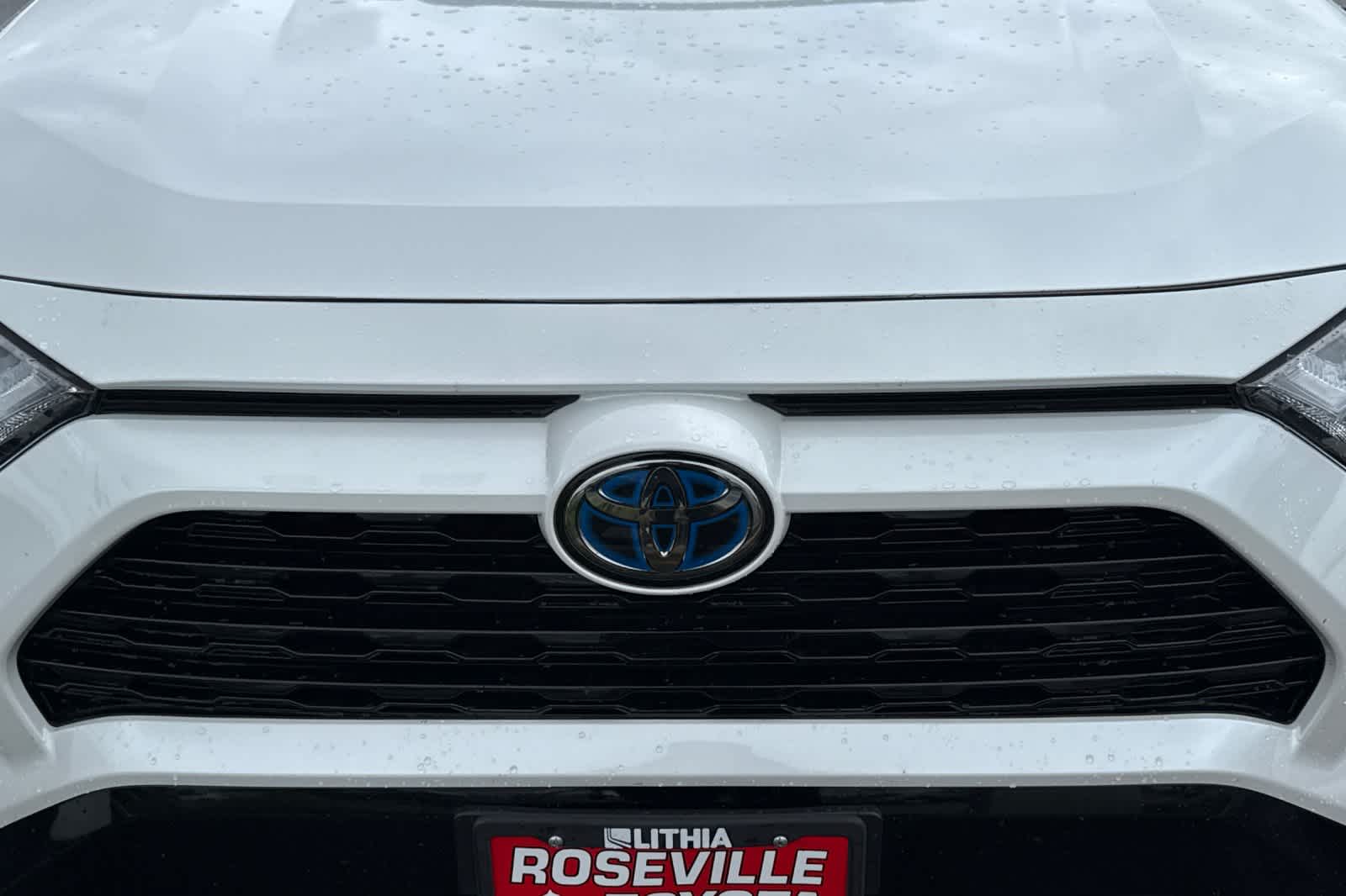 Thumbnail: 2024 Toyota RAV4 - 9