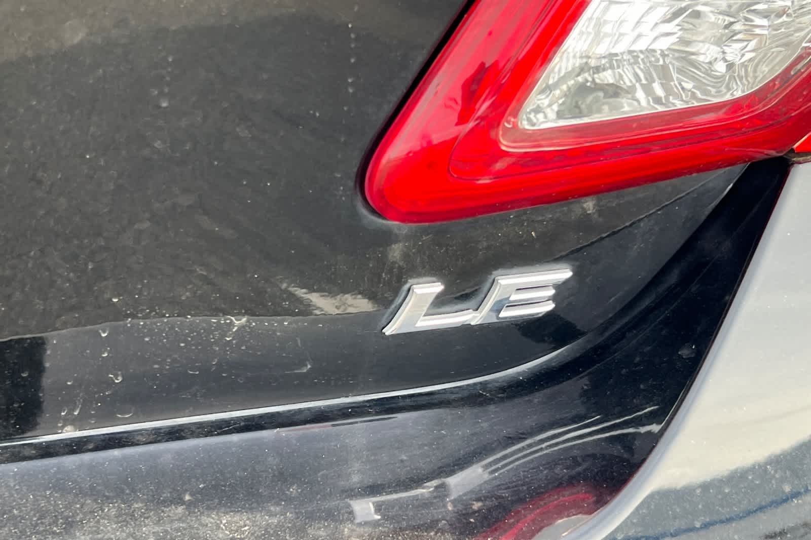 Thumbnail: 2011 Toyota Camry - 7