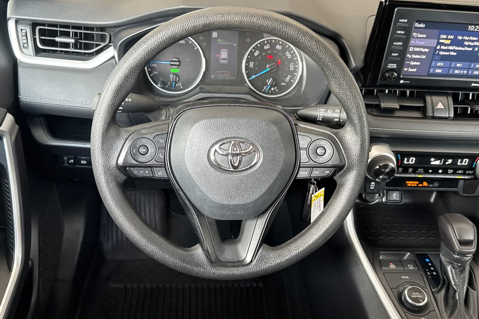 Thumbnail: 2021 Toyota RAV4 - 14