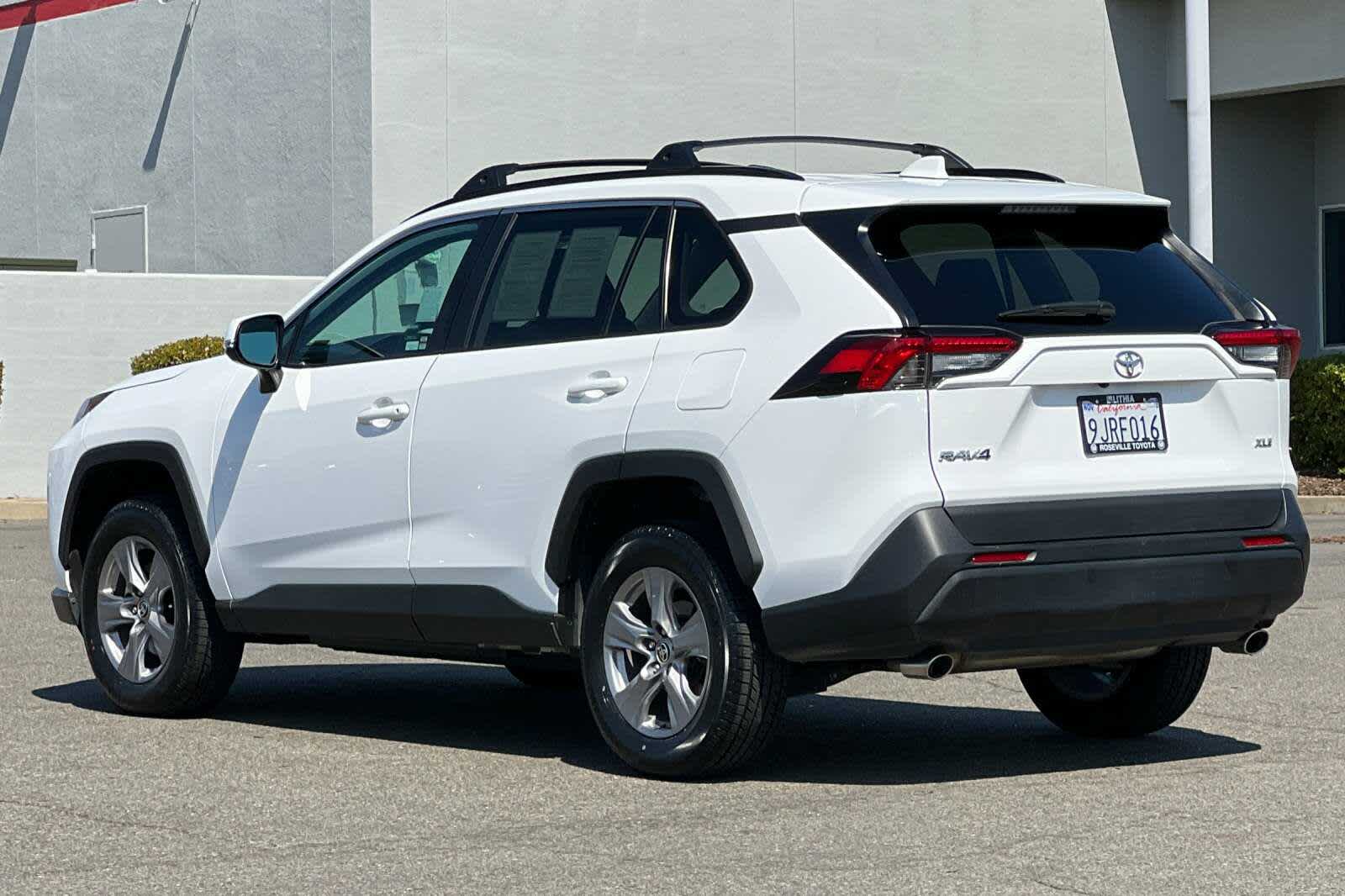 2023 Toyota RAV4 XLE 7