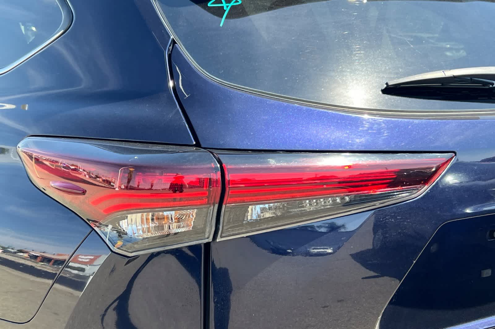Thumbnail: 2024 Toyota Highlander - 15