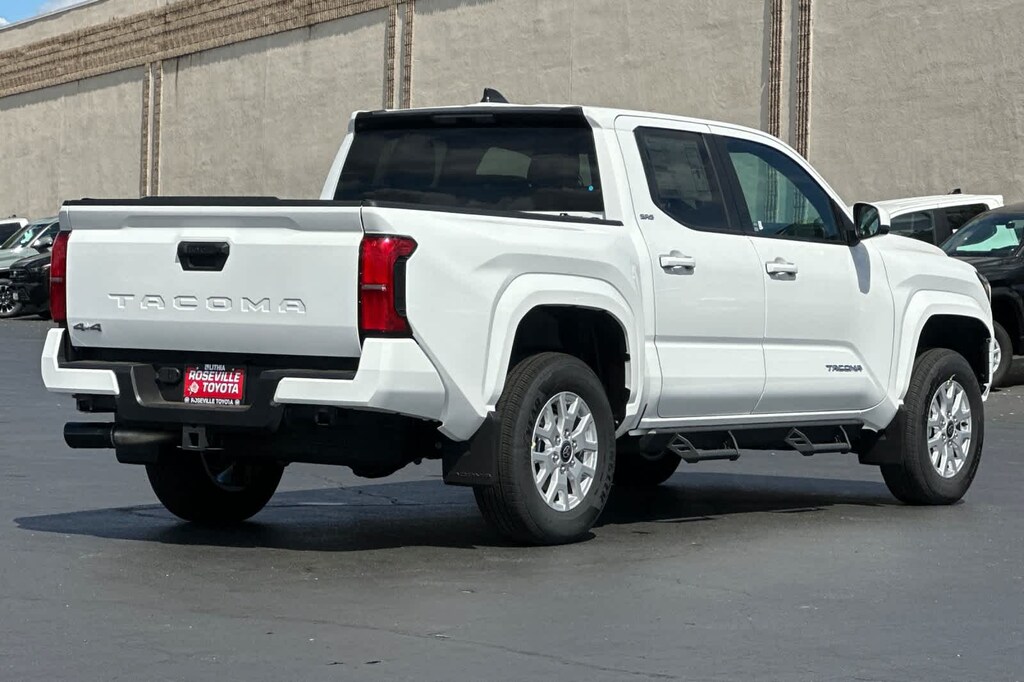 New 2025 Toyota Tacoma SR5 Truck Double Cab