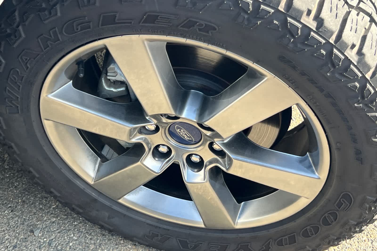 Thumbnail: 2017 Ford F-150 - 14