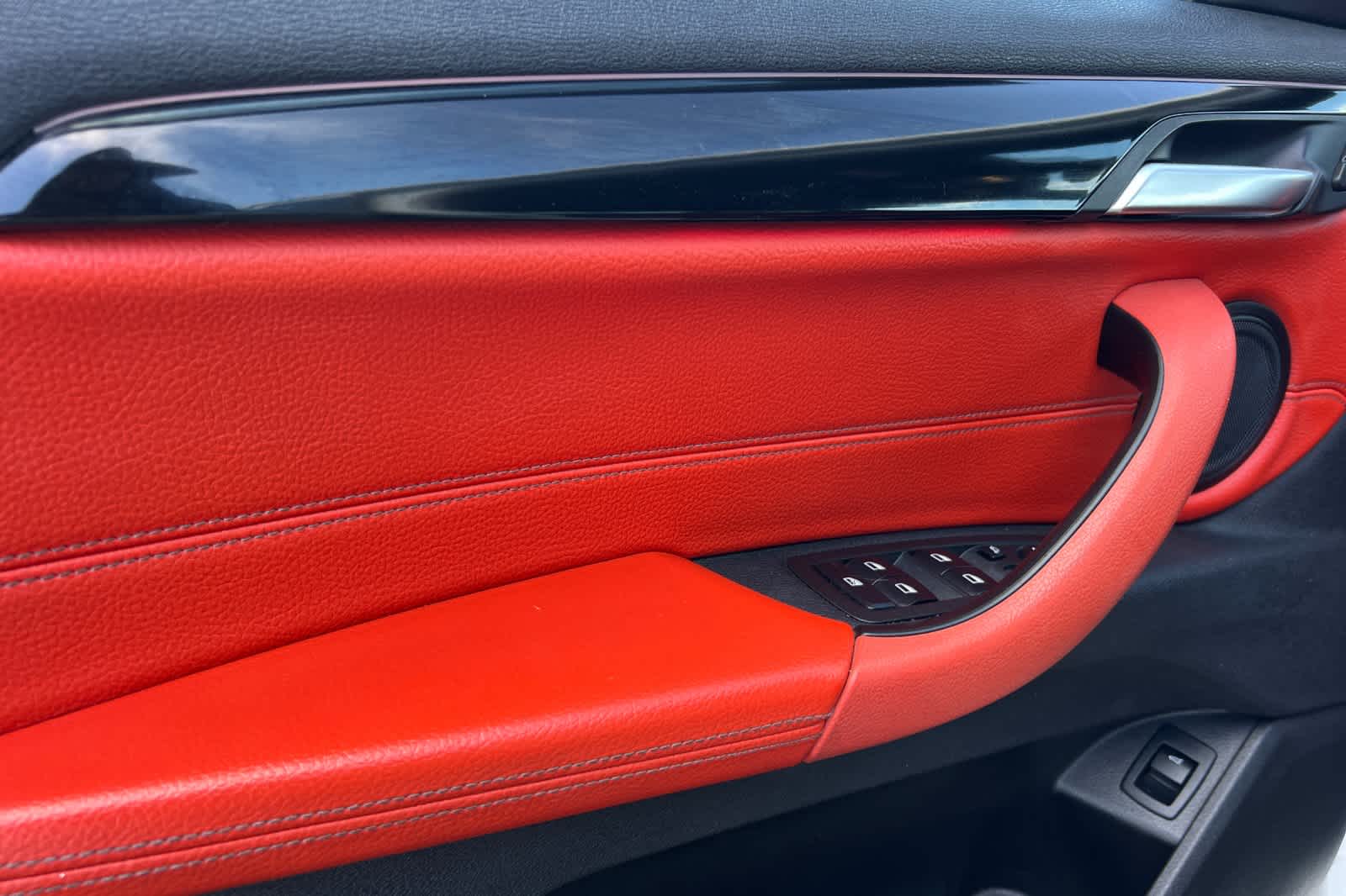 Thumbnail: 2019 BMW X2 - 11