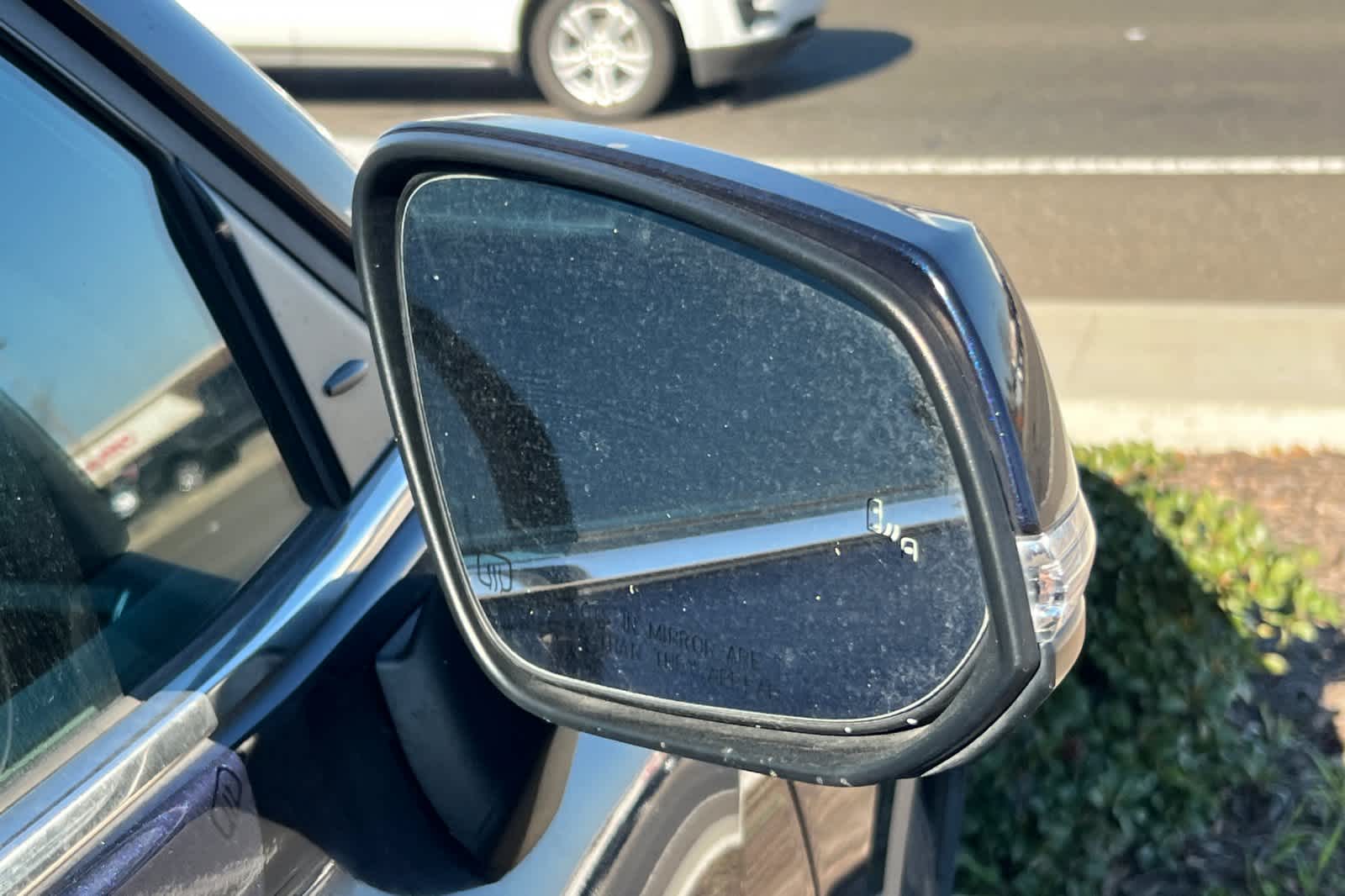 Thumbnail: 2022 Toyota Highlander - 13