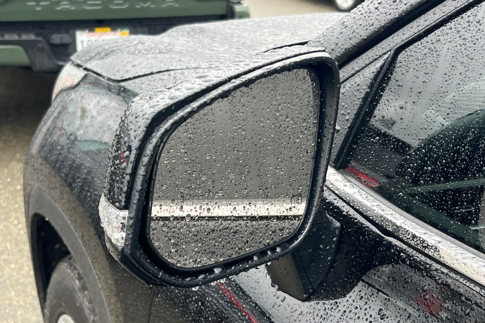 Thumbnail: 2022 Toyota Highlander - 20