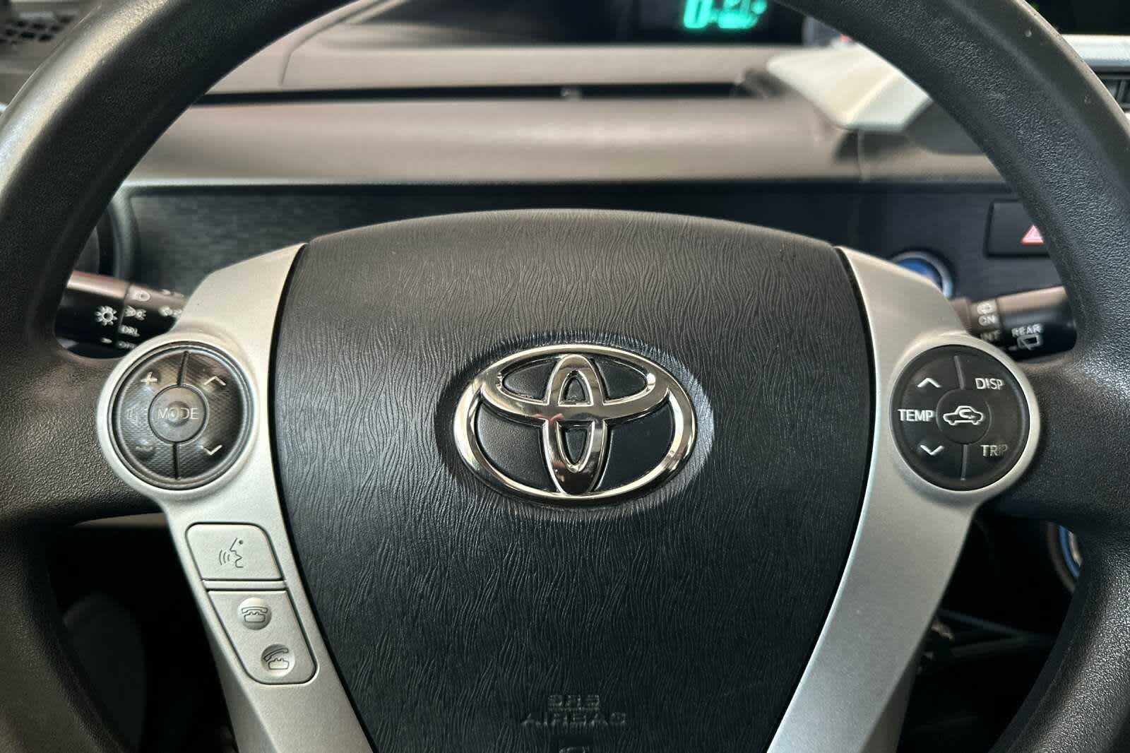 Thumbnail: 2012 Toyota Prius c - 24