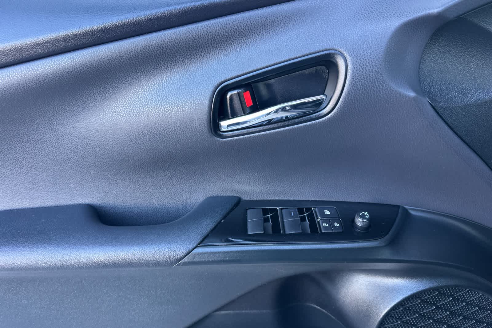 Thumbnail: 2021 Toyota Prius Prime - 13