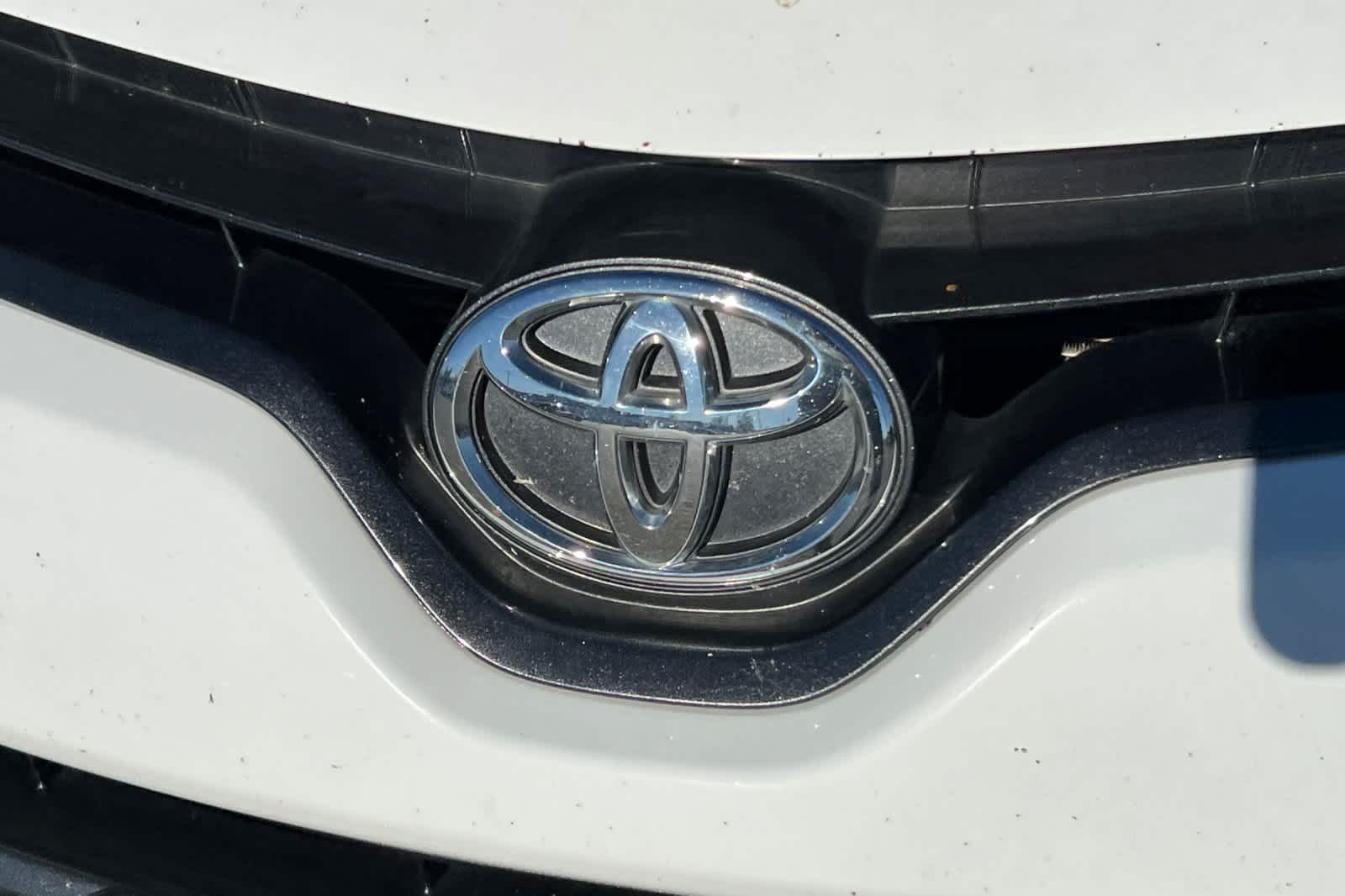 Thumbnail: 2015 Toyota Corolla - 10