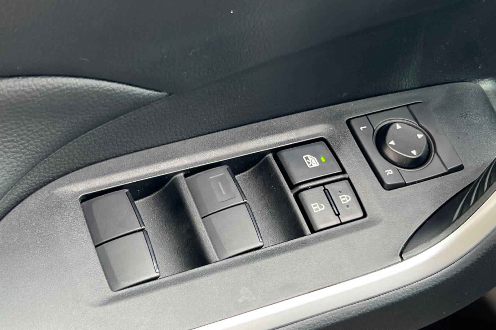 Thumbnail: 2025 Toyota RAV4 - 13