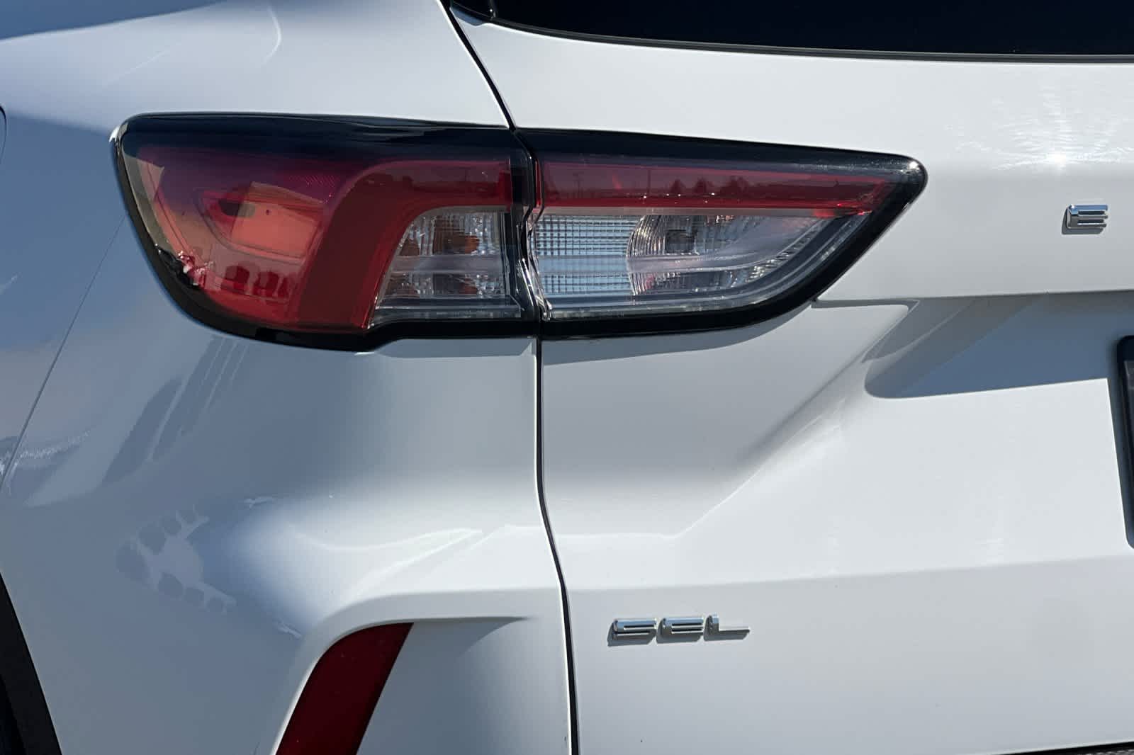 Thumbnail: 2020 Ford Escape - 31