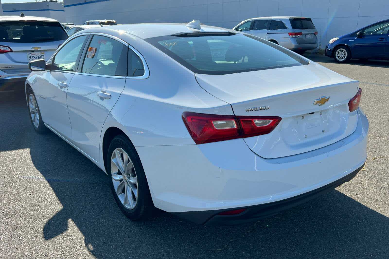 Thumbnail: 2023 Chevrolet Malibu - 4