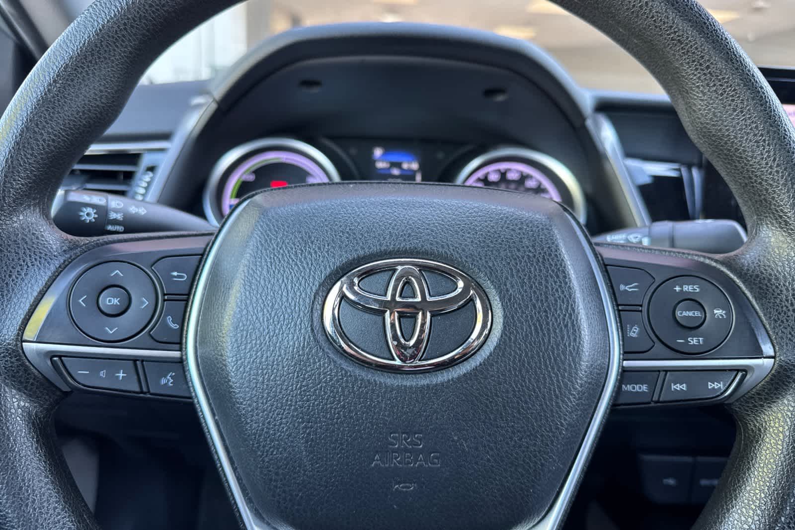 Thumbnail: 2023 Toyota Camry - 23