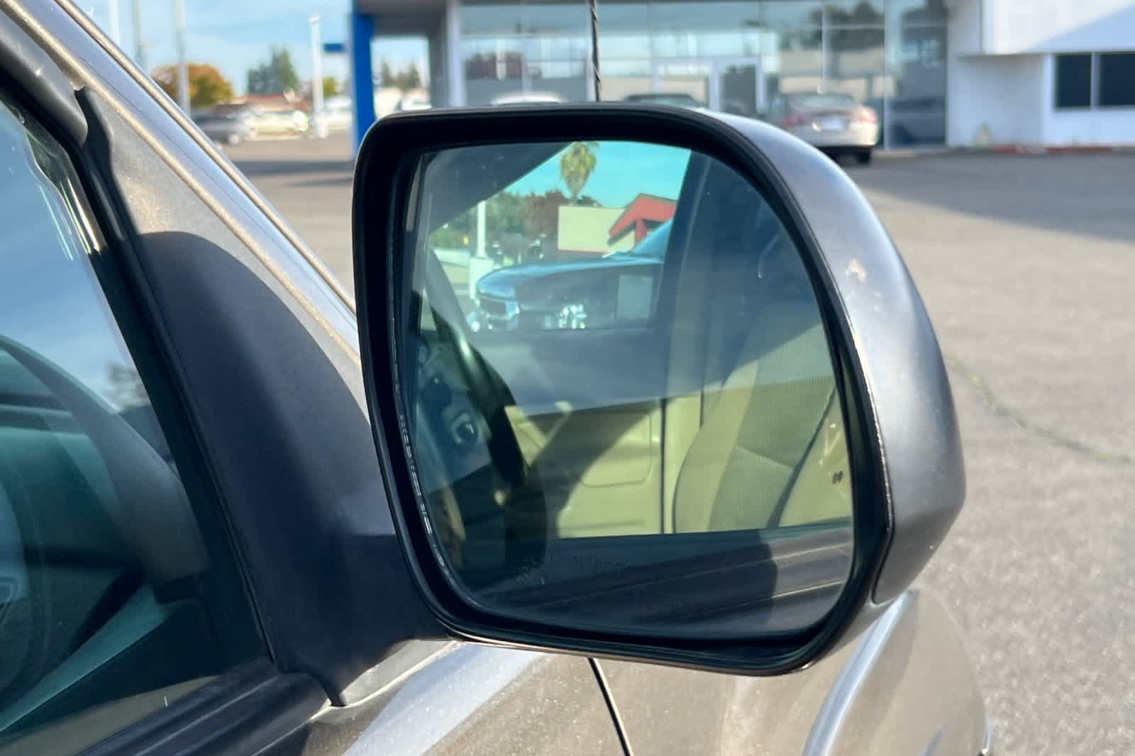 Thumbnail: 2013 Toyota Tacoma - 13