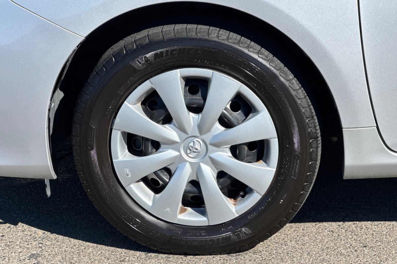 Thumbnail: 2011 Toyota Corolla - 27