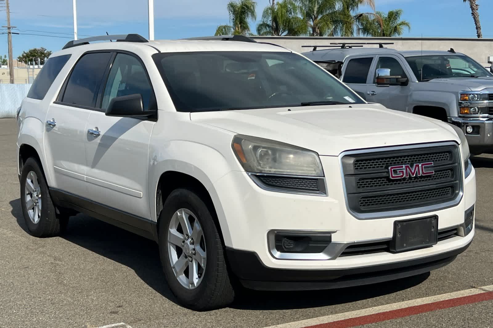 Thumbnail: 2015 GMC Acadia - 3