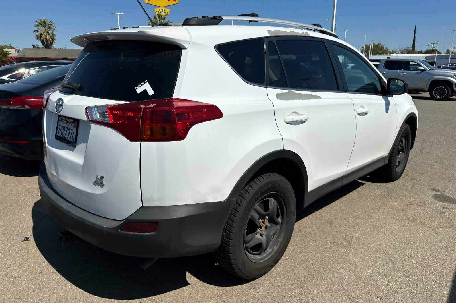 Thumbnail: 2014 Toyota RAV4 - 2